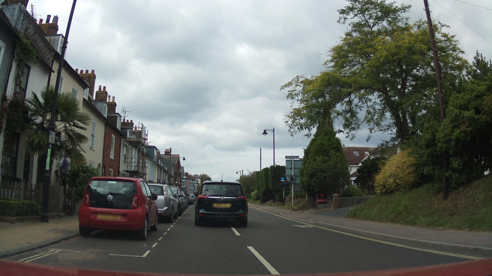 Street view near Auplands, Lymington — © southglos (CC BY-SA · Mapillary)