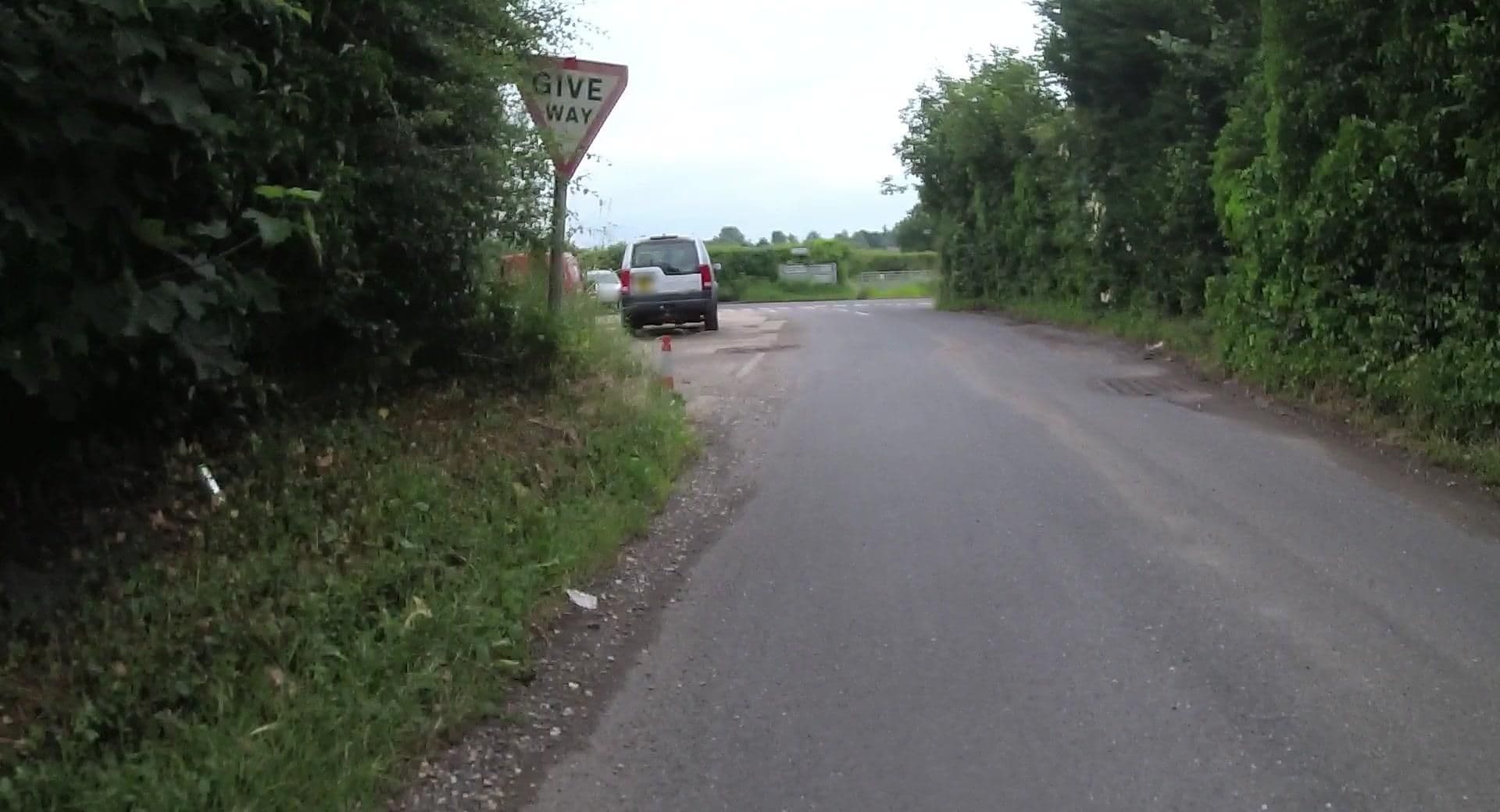 Street view near Beach Arms, Overton — © jpennycook (CC BY-SA · Mapillary)