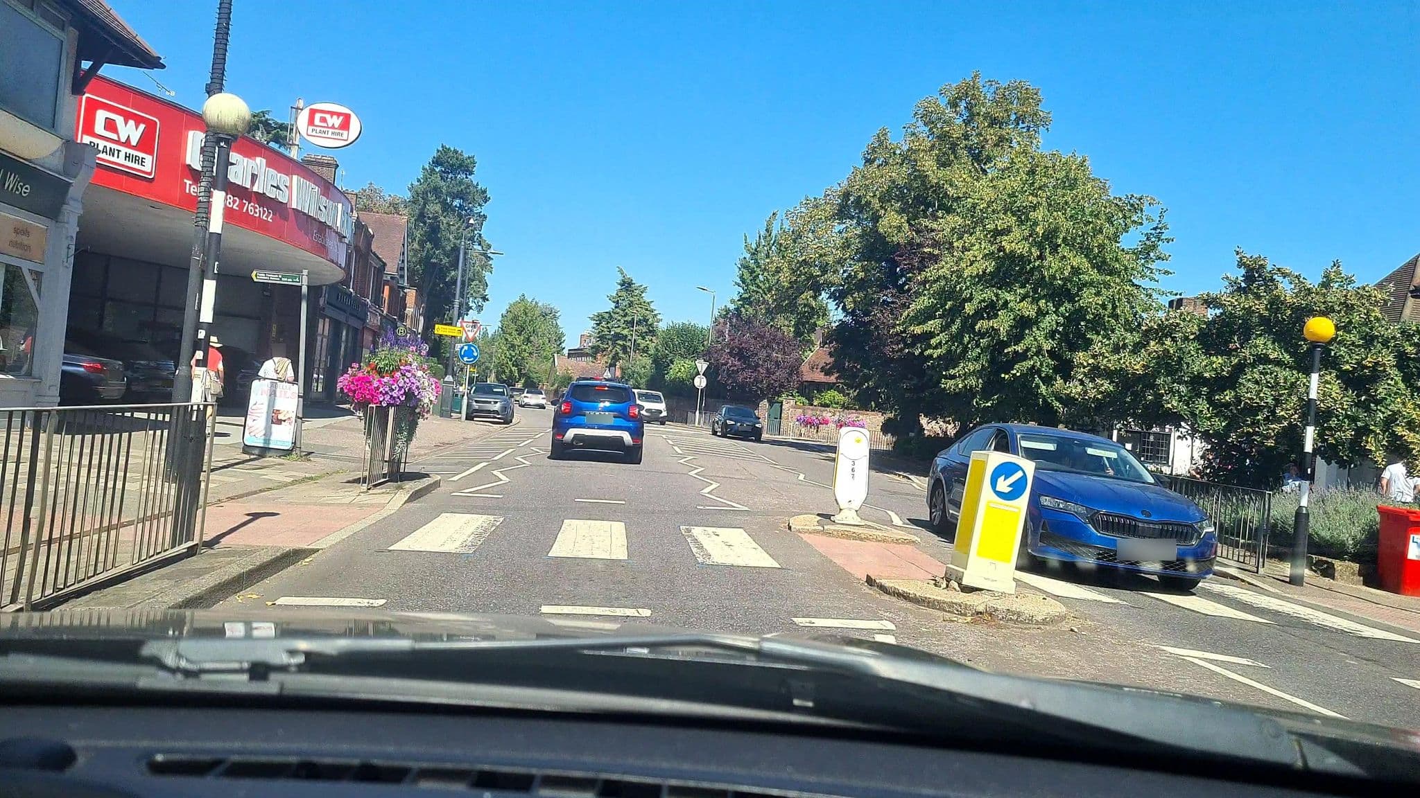 Street view near Harpenden House, Harpenden — © mappo2 (CC BY-SA · Mapillary)