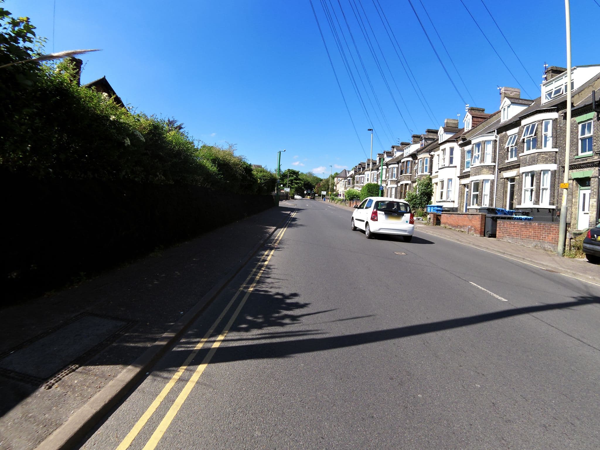 Street view near Tudor House B&B, Thorpe Hamlet — © smsm1 (CC BY-SA · Mapillary)