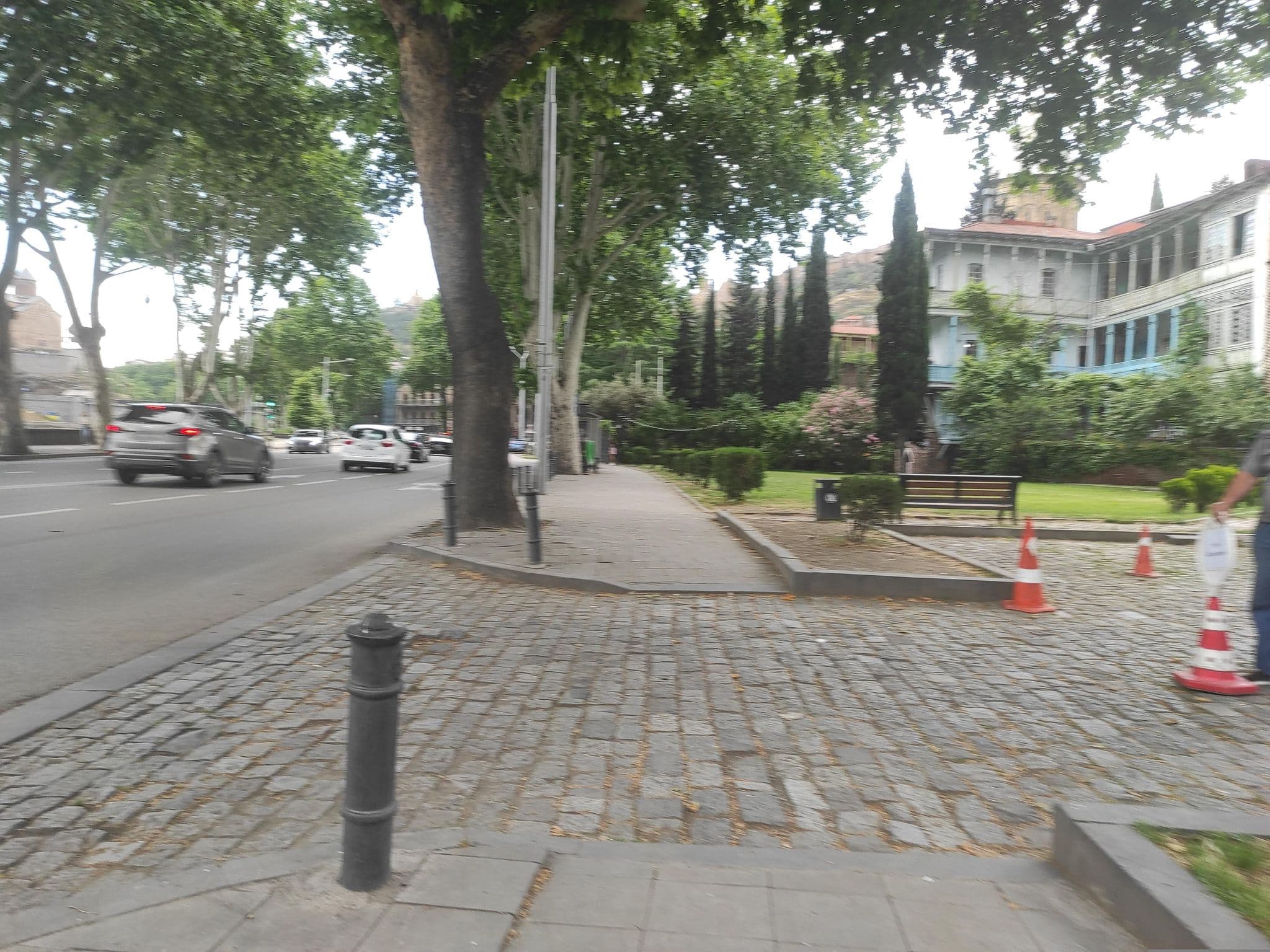 Street view near Hostel Peace, Tbilisi — © David_Osipov (CC BY-SA · Mapillary)