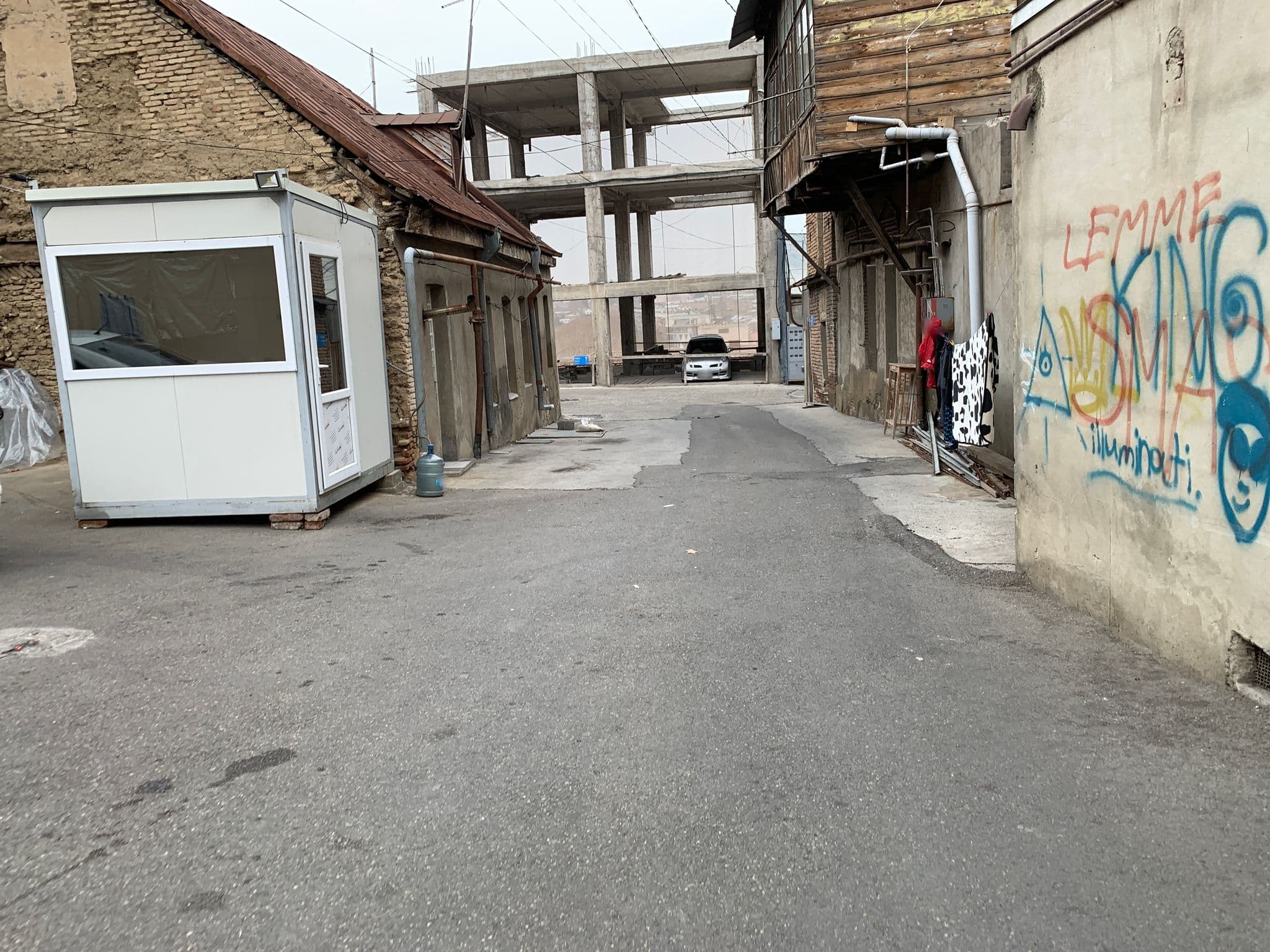 Street view near Peter Palace, Tbilisi — © robot8a (CC BY-SA · Mapillary)