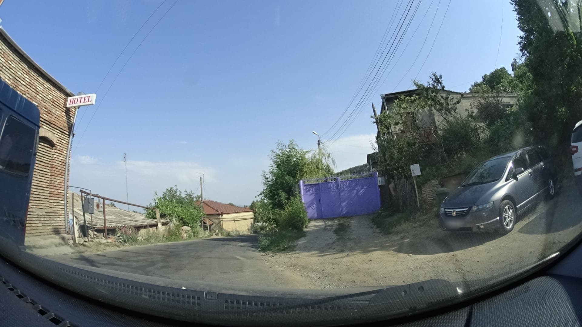 Street view near Kanudosi Guest House, Sighnaghi — © sashazykov (CC BY-SA · Mapillary)