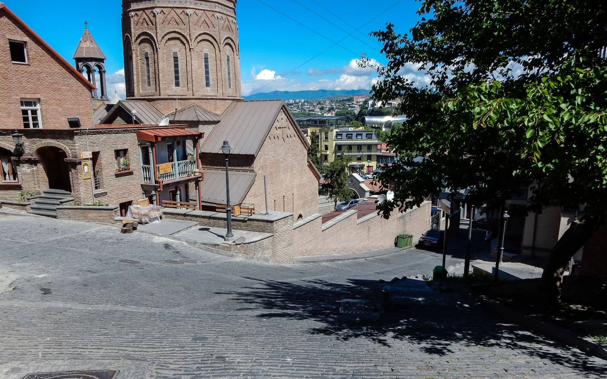 Street view near Envoy Hostel, Tbilisi