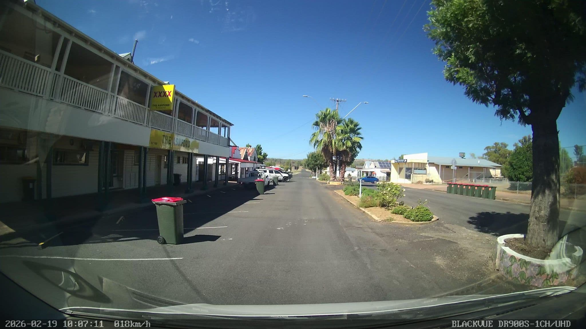 Street view near The Ashford, Inverell — © bob3bob3 (CC BY-SA · Mapillary)