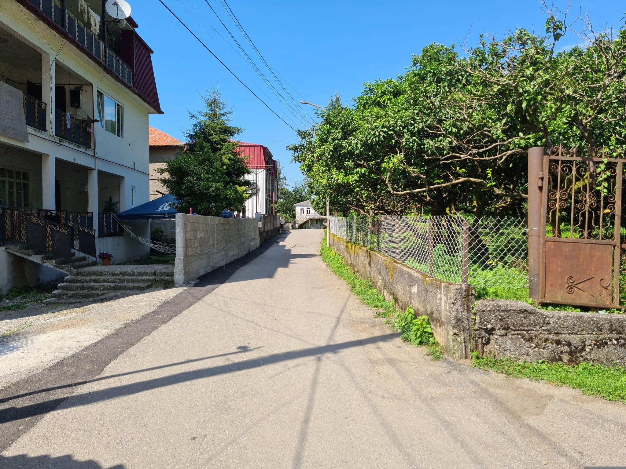 Street view near Guesthouse Georgi, Batumi