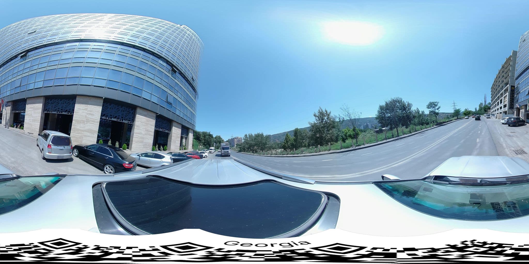 Street view near Royal Tulip, Tbilisi
