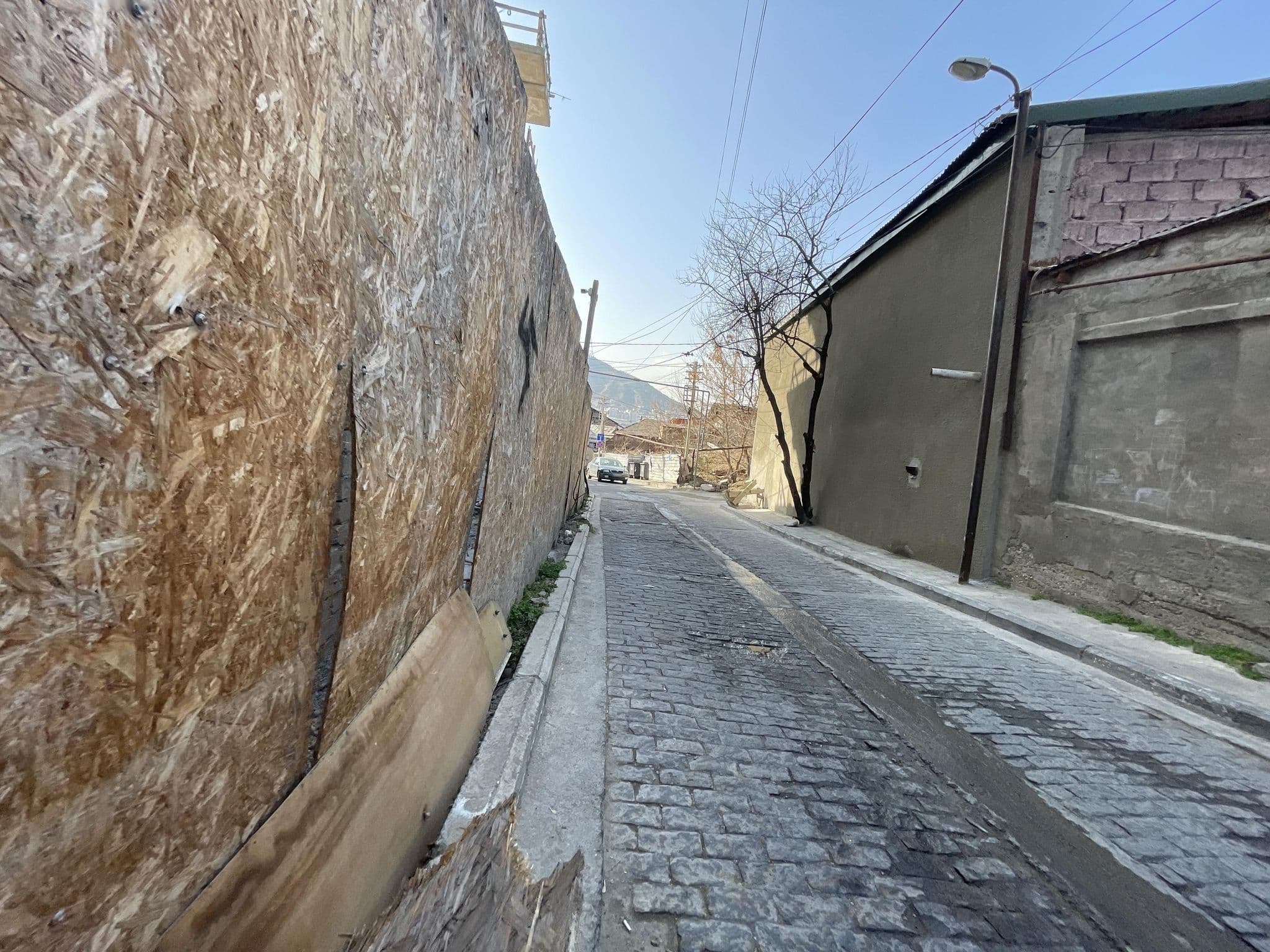 Street view near Iris, Tbilisi