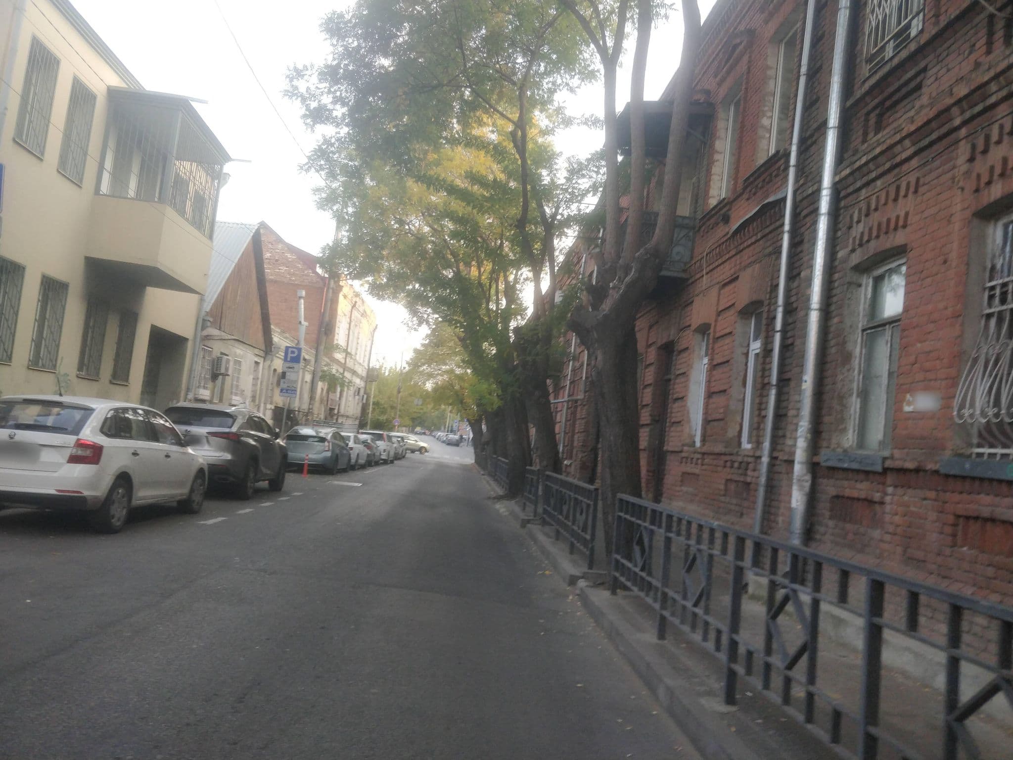 Street view near Bellhop, Okroq’ana