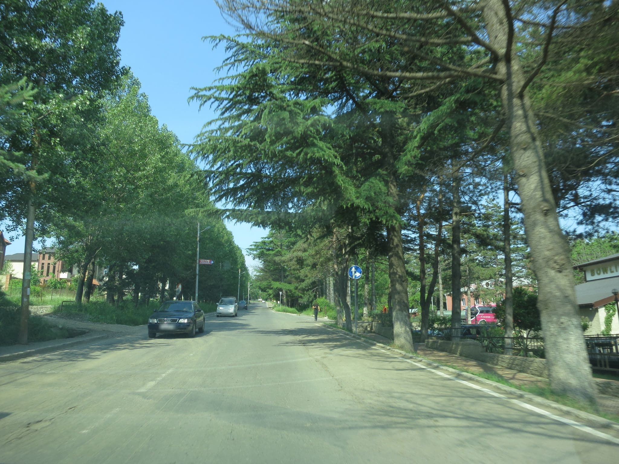 Street view near Kopala Tskneti, Tsqnet’i — © lto (CC BY-SA · Mapillary)