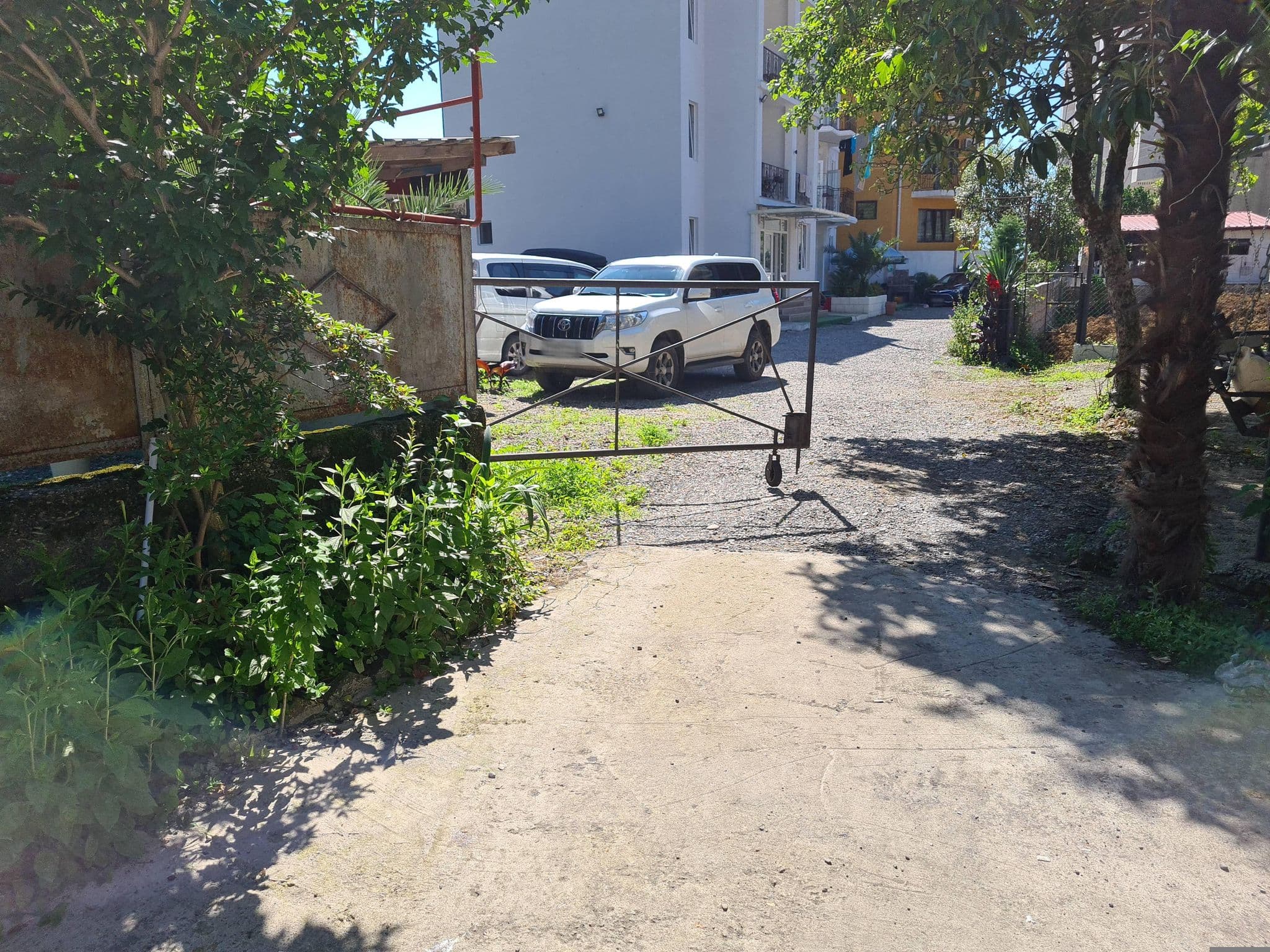Street view near Mari Guest House, Batumi