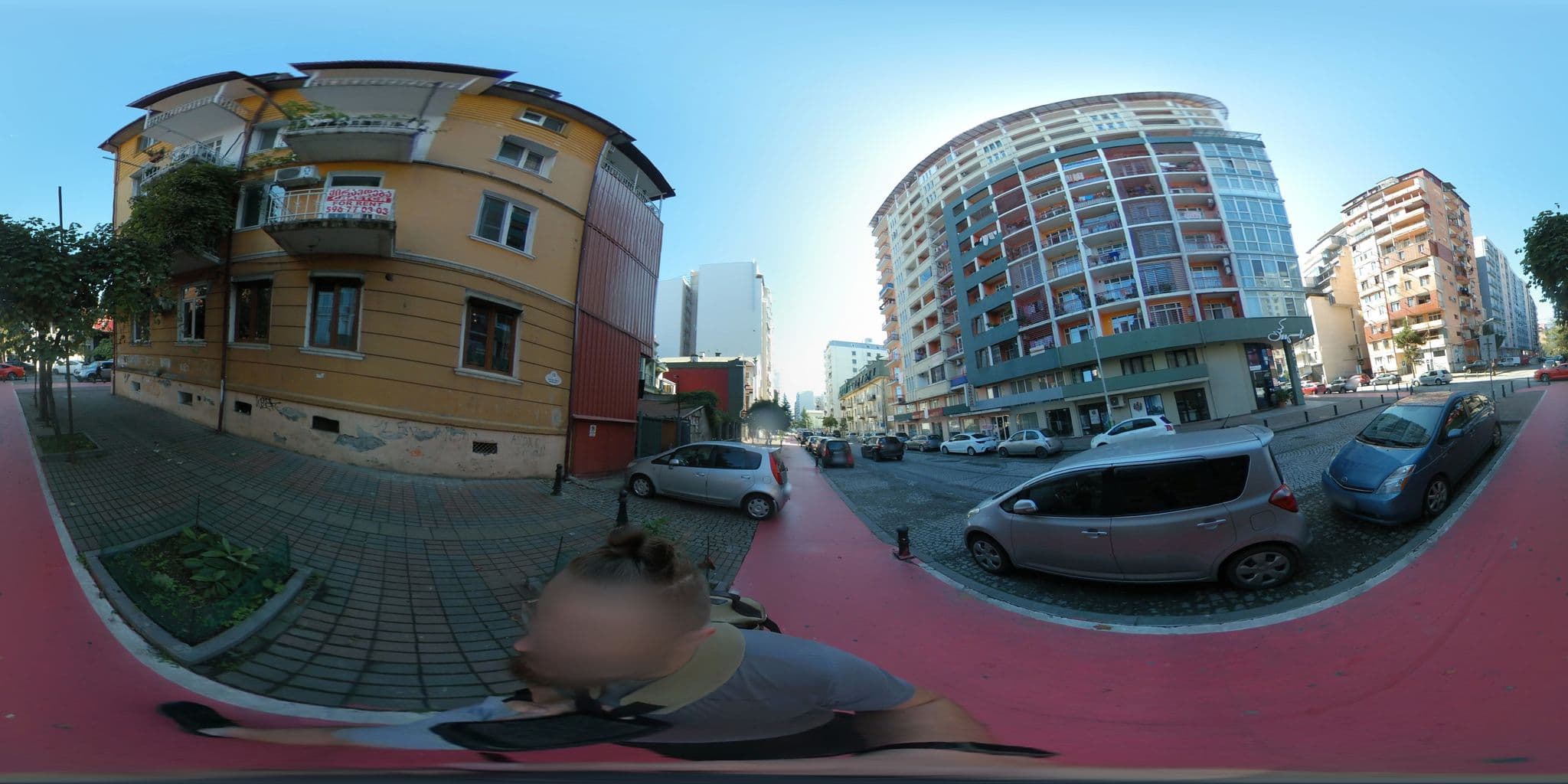 Street view near ფარნავაზ-2010, Batumi