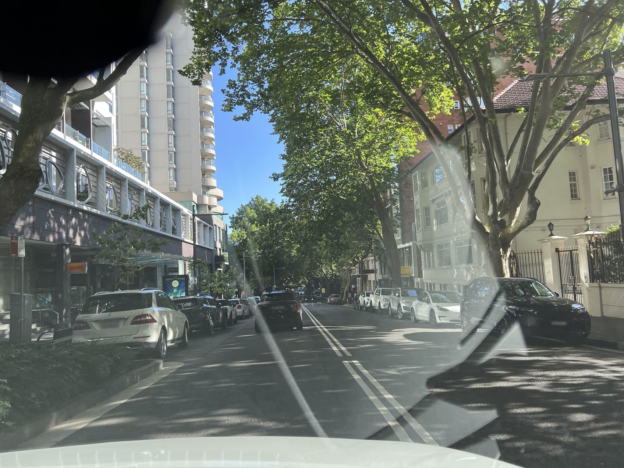 Street view near DeVere Hotel, Elizabeth Bay — © jlstudio (CC BY-SA · Mapillary)