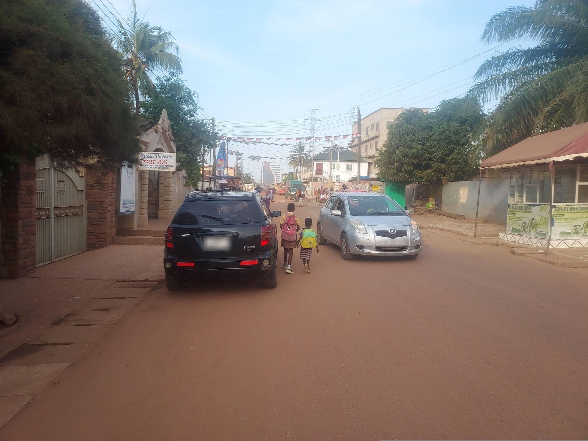 Street view near Quenn Victoria's Guest House, Accra — © Berchiepratt03 (CC BY-SA · Mapillary)