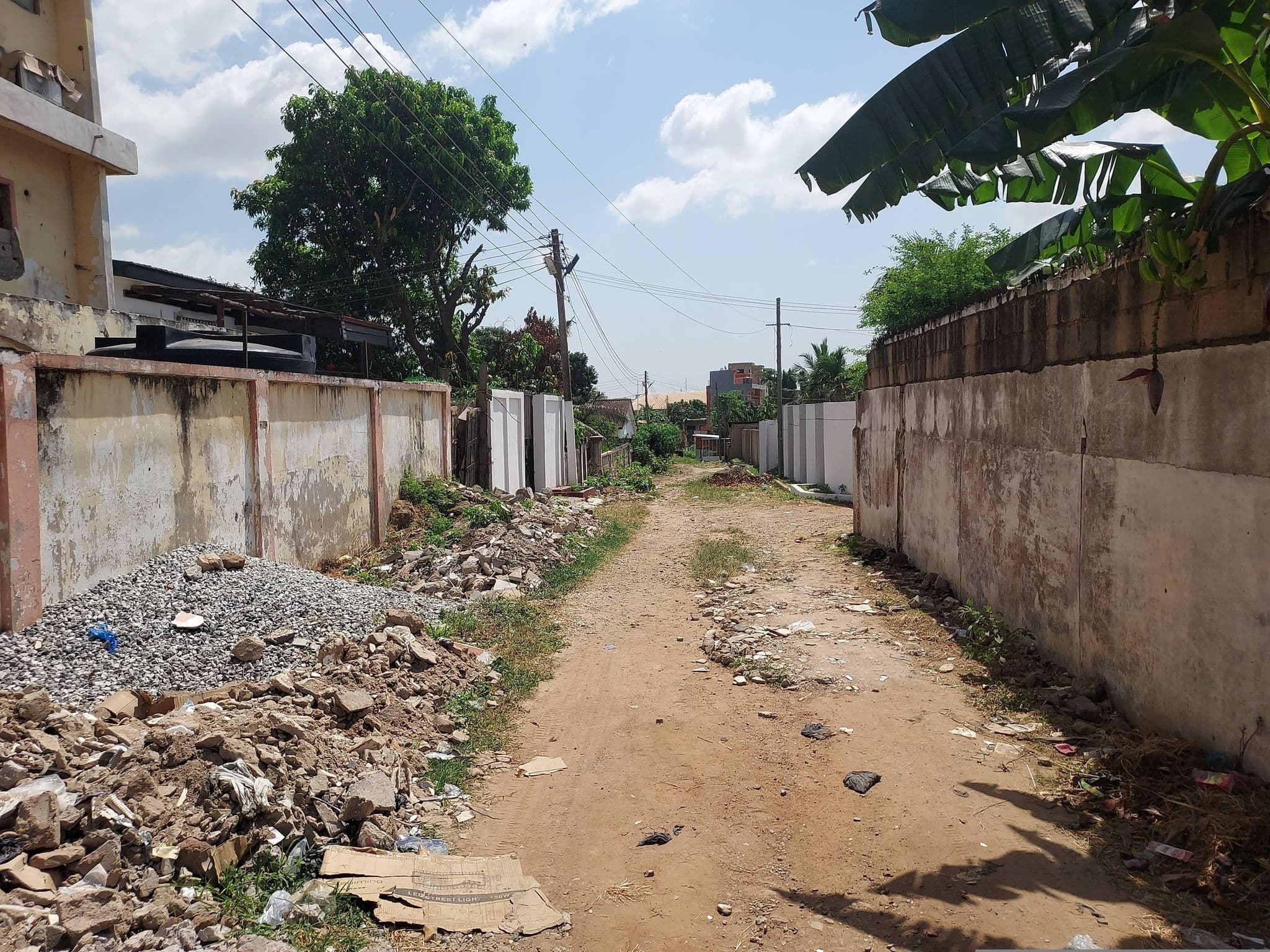 Street view near Commodore Guest House, New Achimota — © Berchiepratt03 (CC BY-SA · Mapillary)