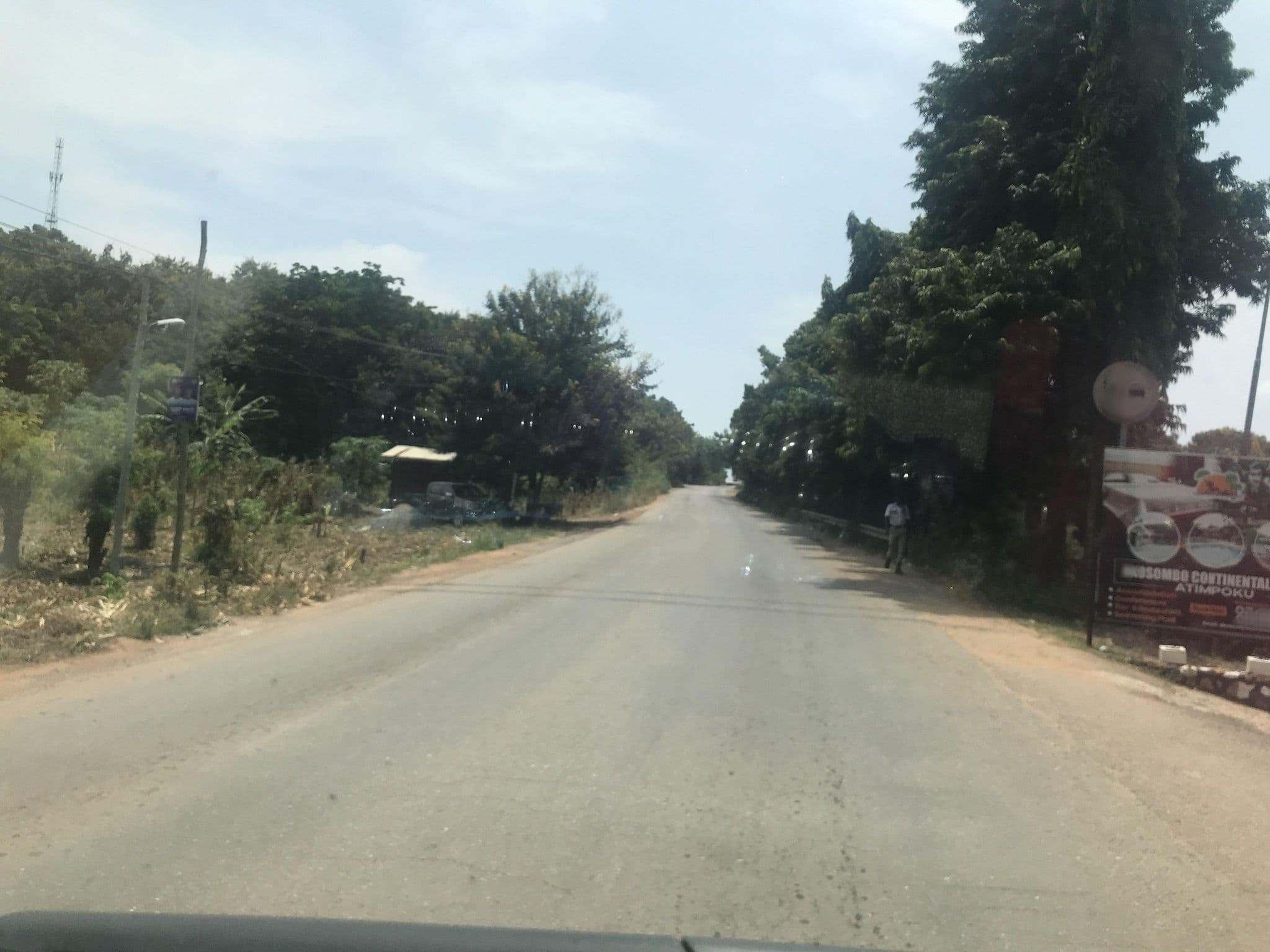 Street view near Akosombo Hotel, Akropong — © Onuawilliam006 (CC BY-SA · Mapillary)
