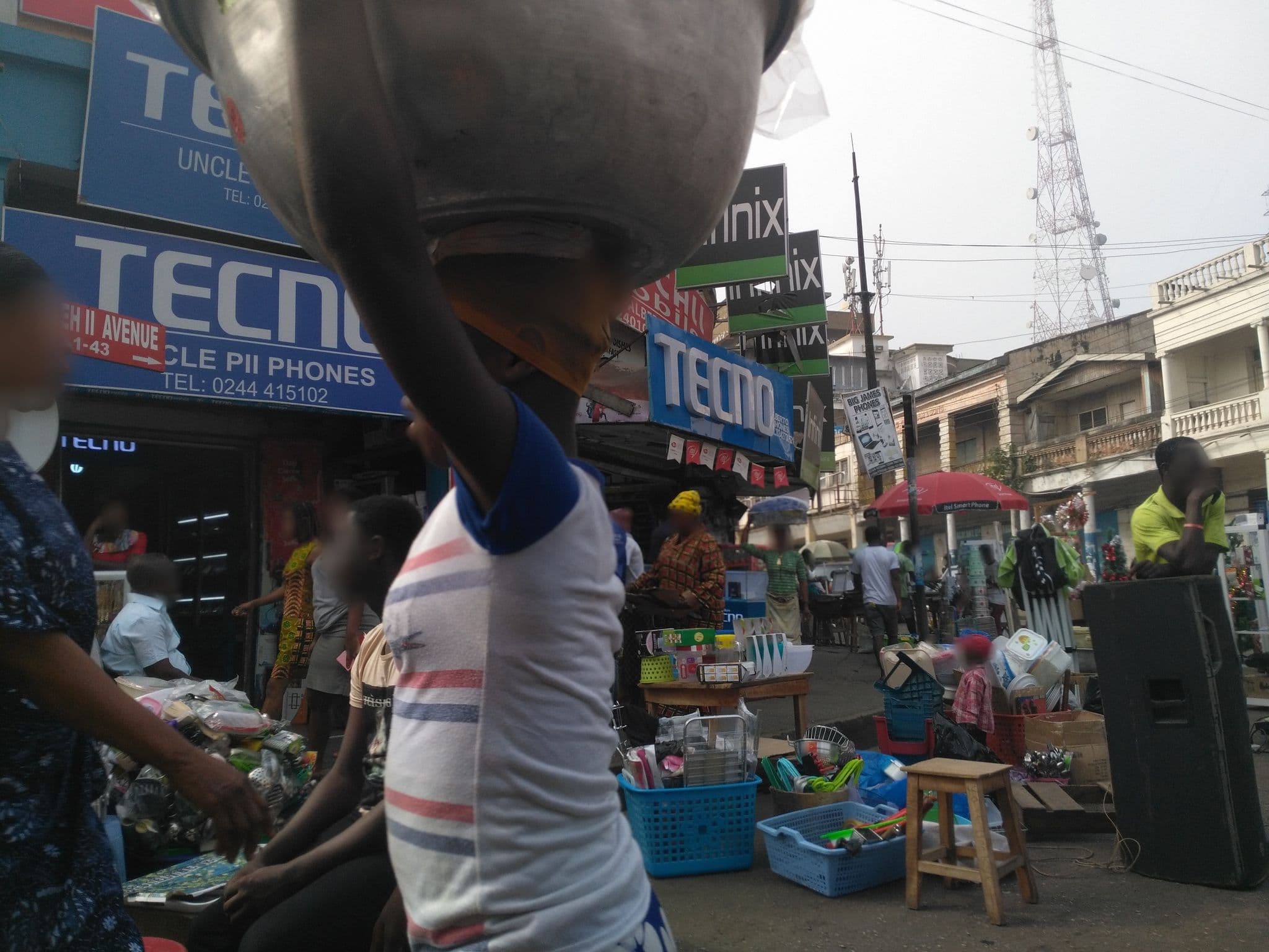 Street view near Sanbra Hotel, Kumasi