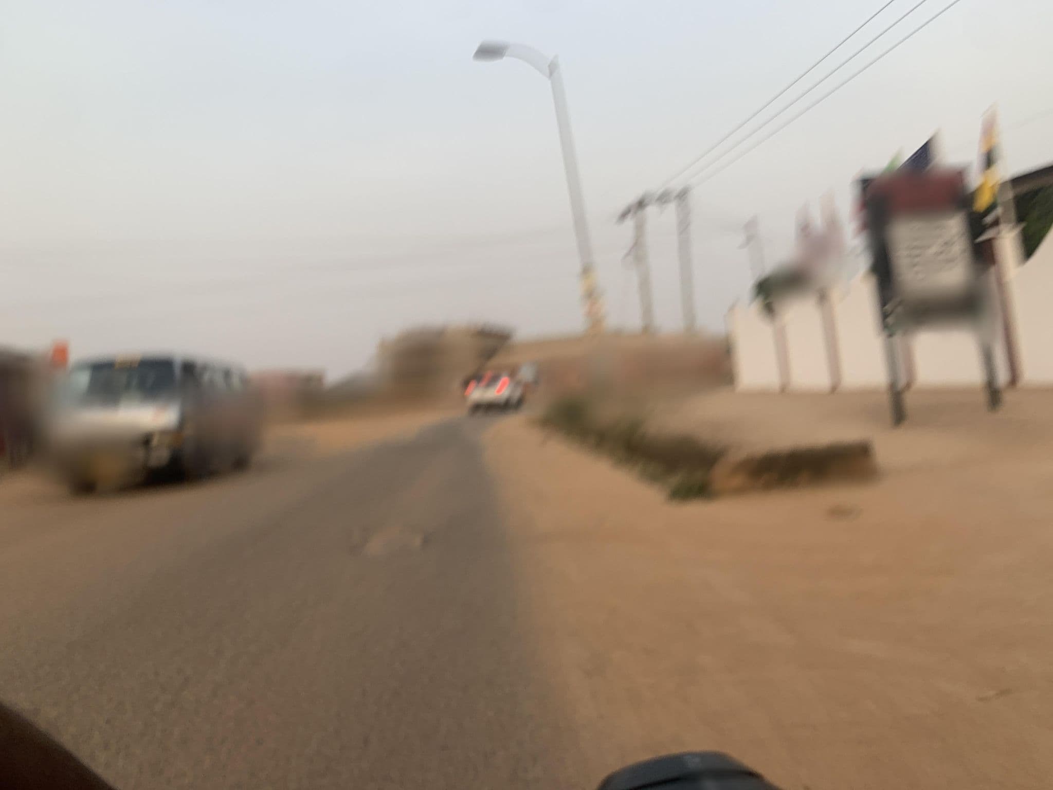 Street view near Phil Dell Hotel, Sakumona — © qwajoosm (CC BY-SA · Mapillary)