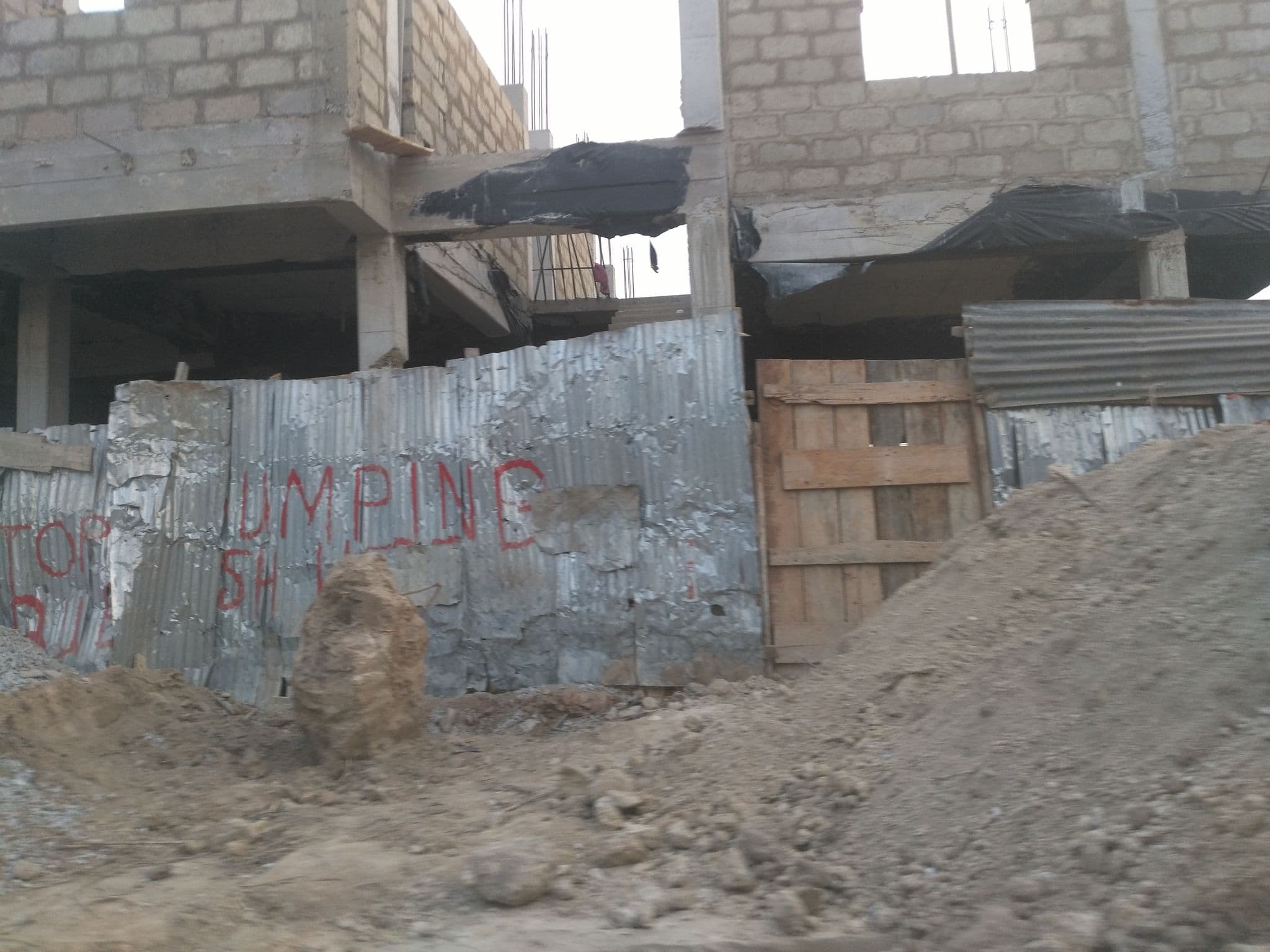 Street view near Nicolizy Hotel, New Tafo — © ralebipim (CC BY-SA · Mapillary)