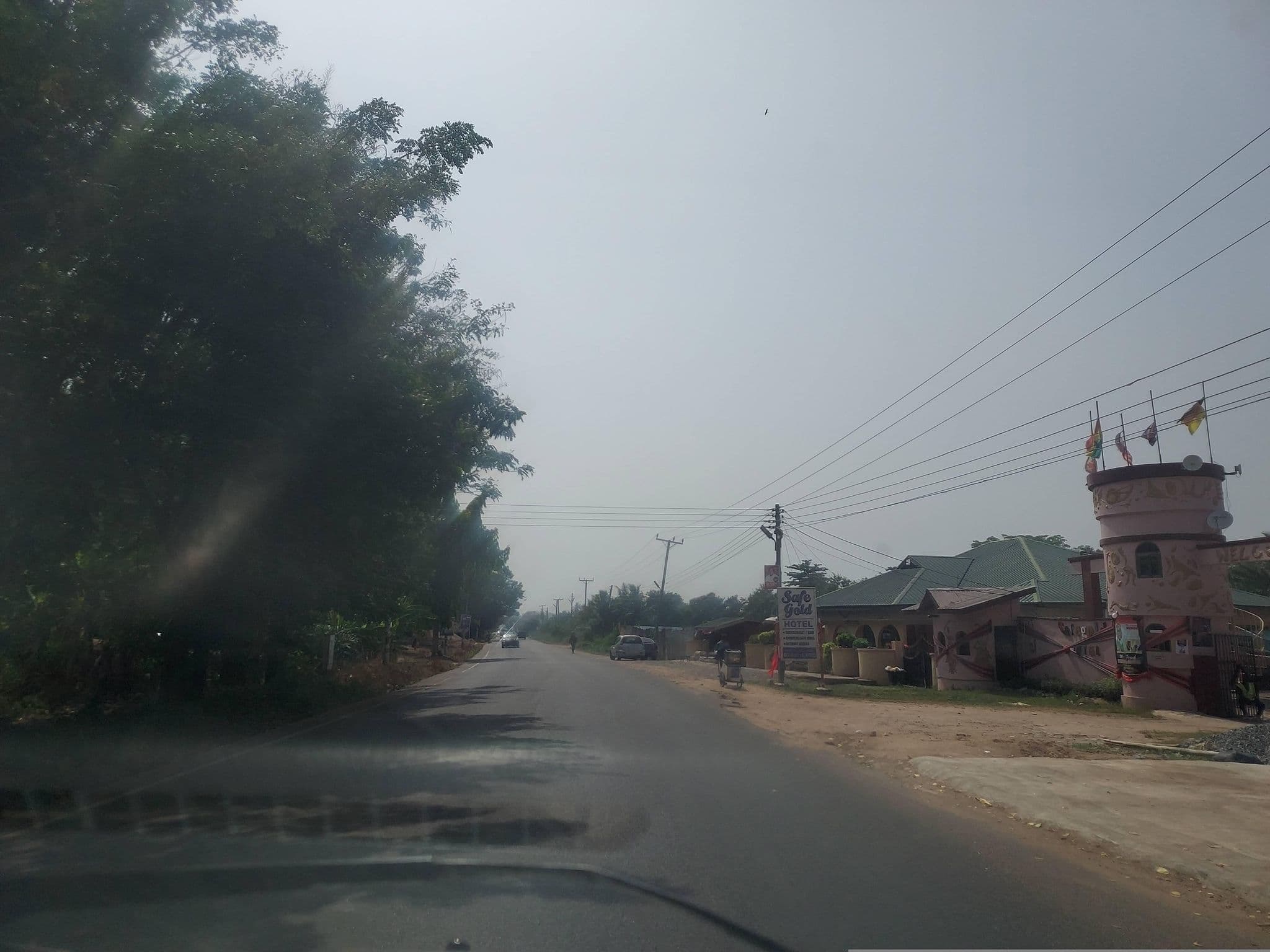 Street view near Safegold Hotel, Koforidua — © Berchiepratt03 (CC BY-SA · Mapillary)