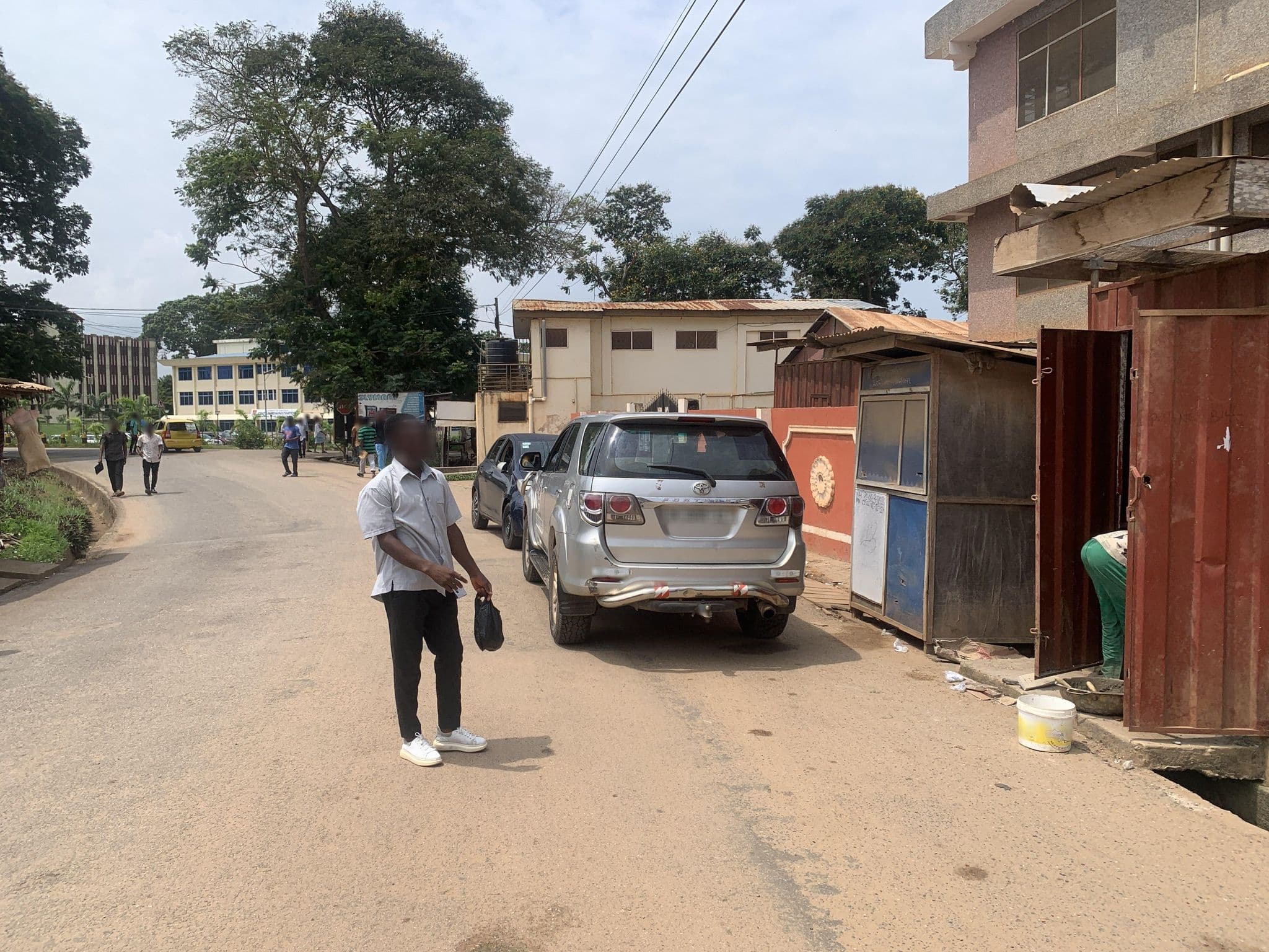 Street view near Wishes, Cape Coast
