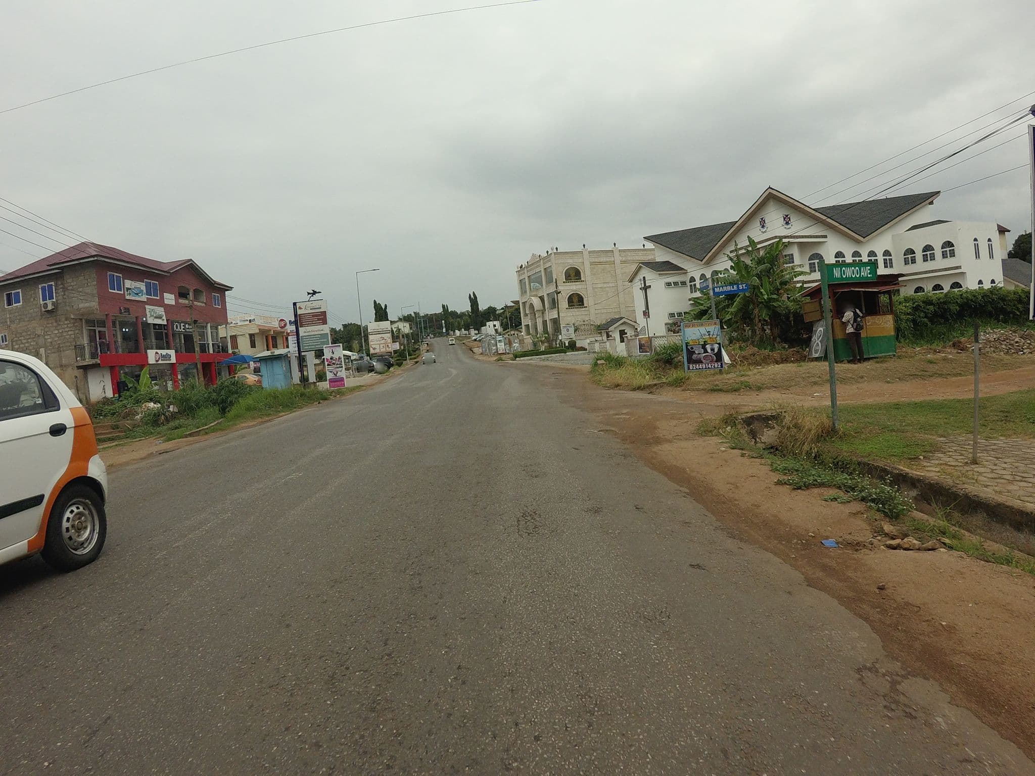 Street view near Royal Palm Groove Lodge, Dome — © mawutor (CC BY-SA · Mapillary)