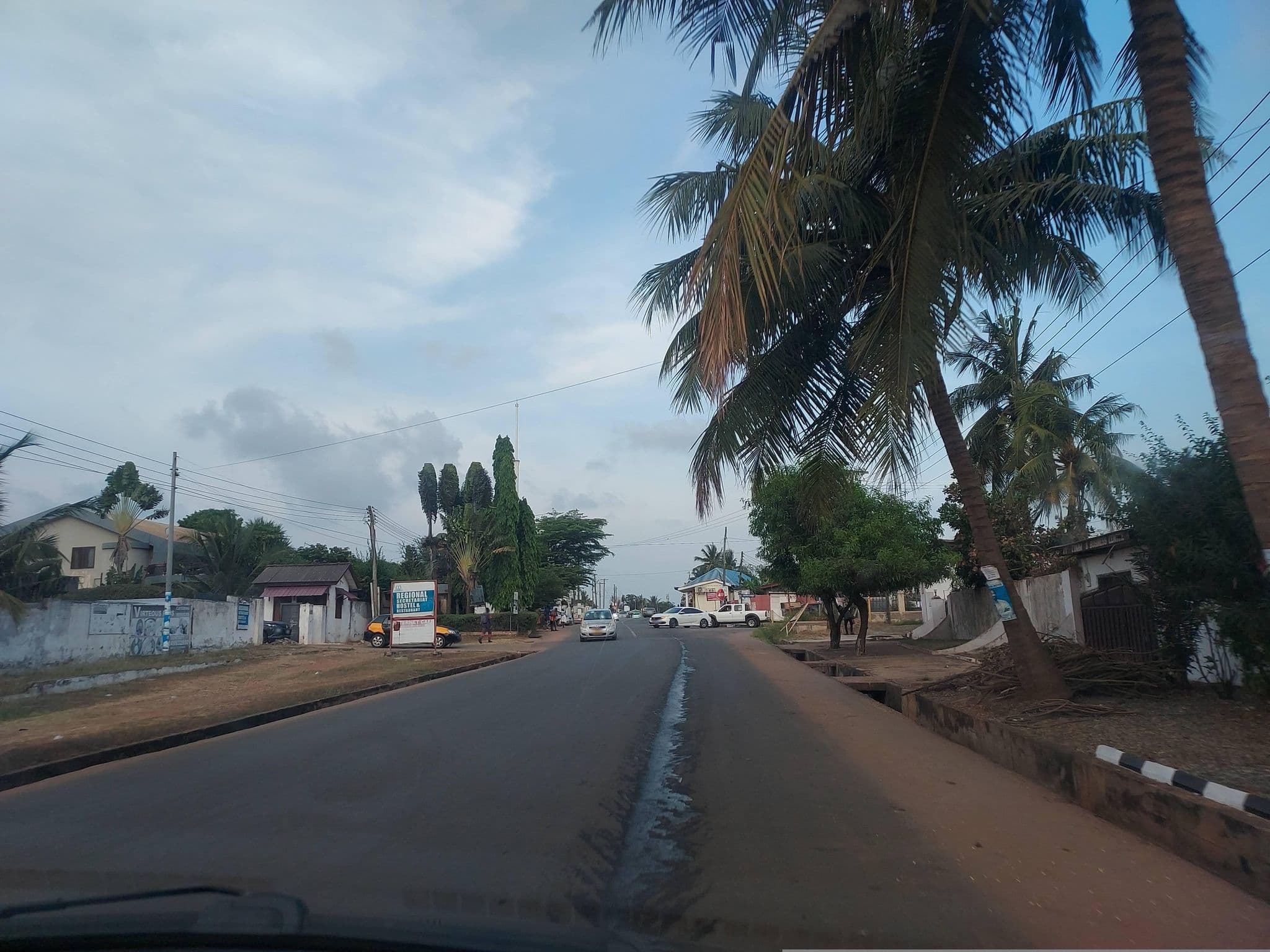 Street view near GNAT Hostel, Nungua — © Berchiepratt03 (CC BY-SA · Mapillary)