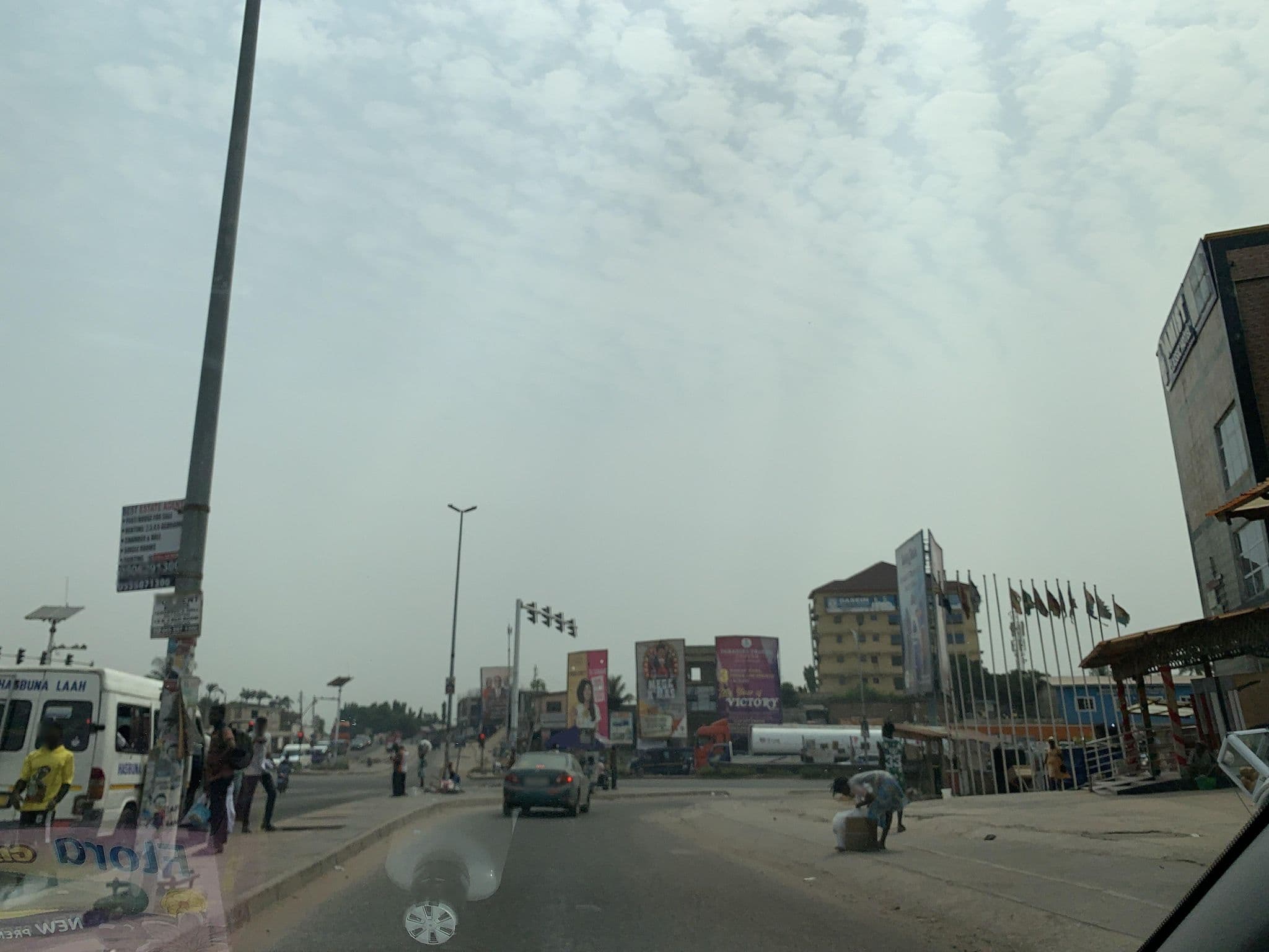 Street view near Amist Classic Hotel, Awoshi — © DSTV (CC BY-SA · Mapillary)