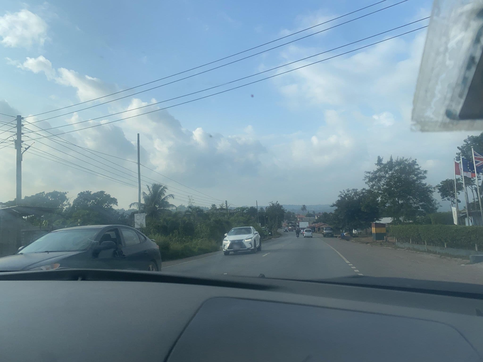 Street view near Mount Pleasant Inns & Apartment, Aburi — © Sahaabi-Ameen (CC BY-SA · Mapillary)