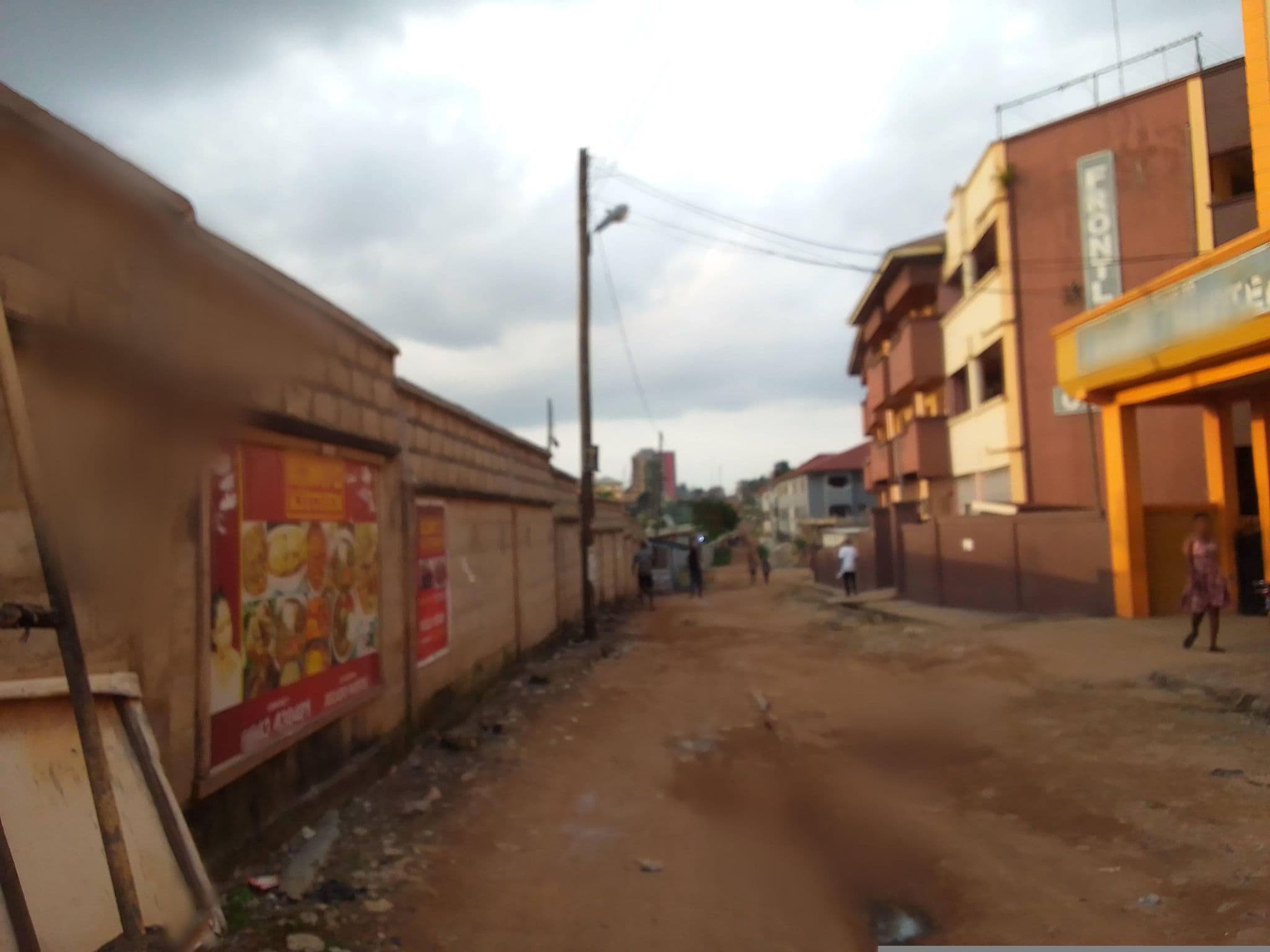 Street view near Jecado, Kumasi