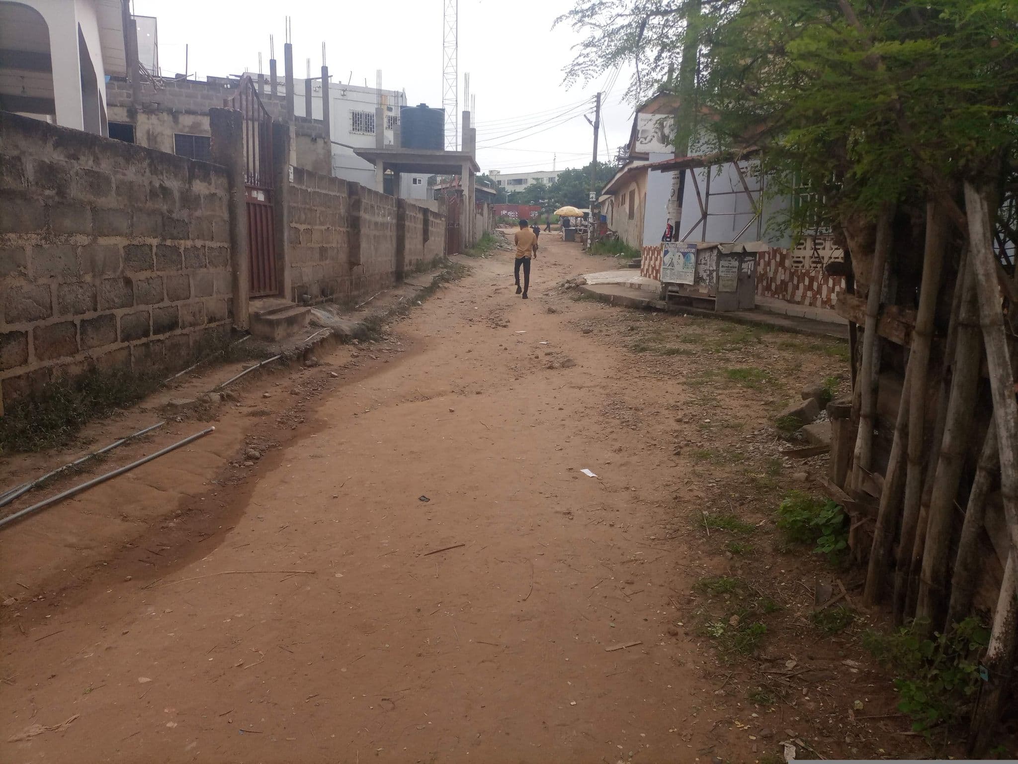 Street view near WTC hostel, Cape Coast — © Mike_rosisky (CC BY-SA · Mapillary)