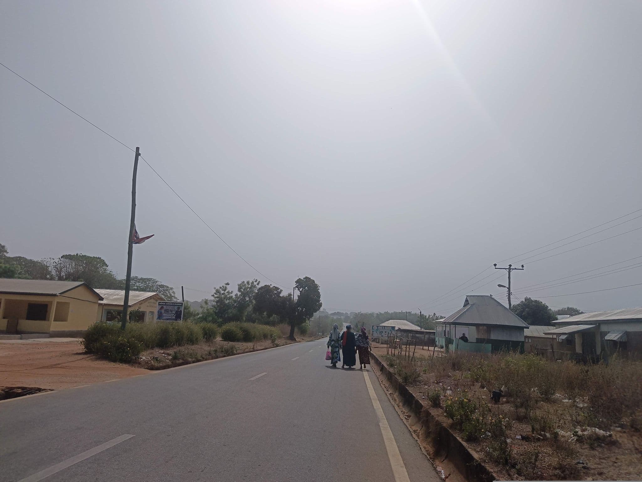 Street view near MMA LUCIA'S GUEST HOUSE, Damongo — © RabiatuHijabGirl1 (CC BY-SA · Mapillary)