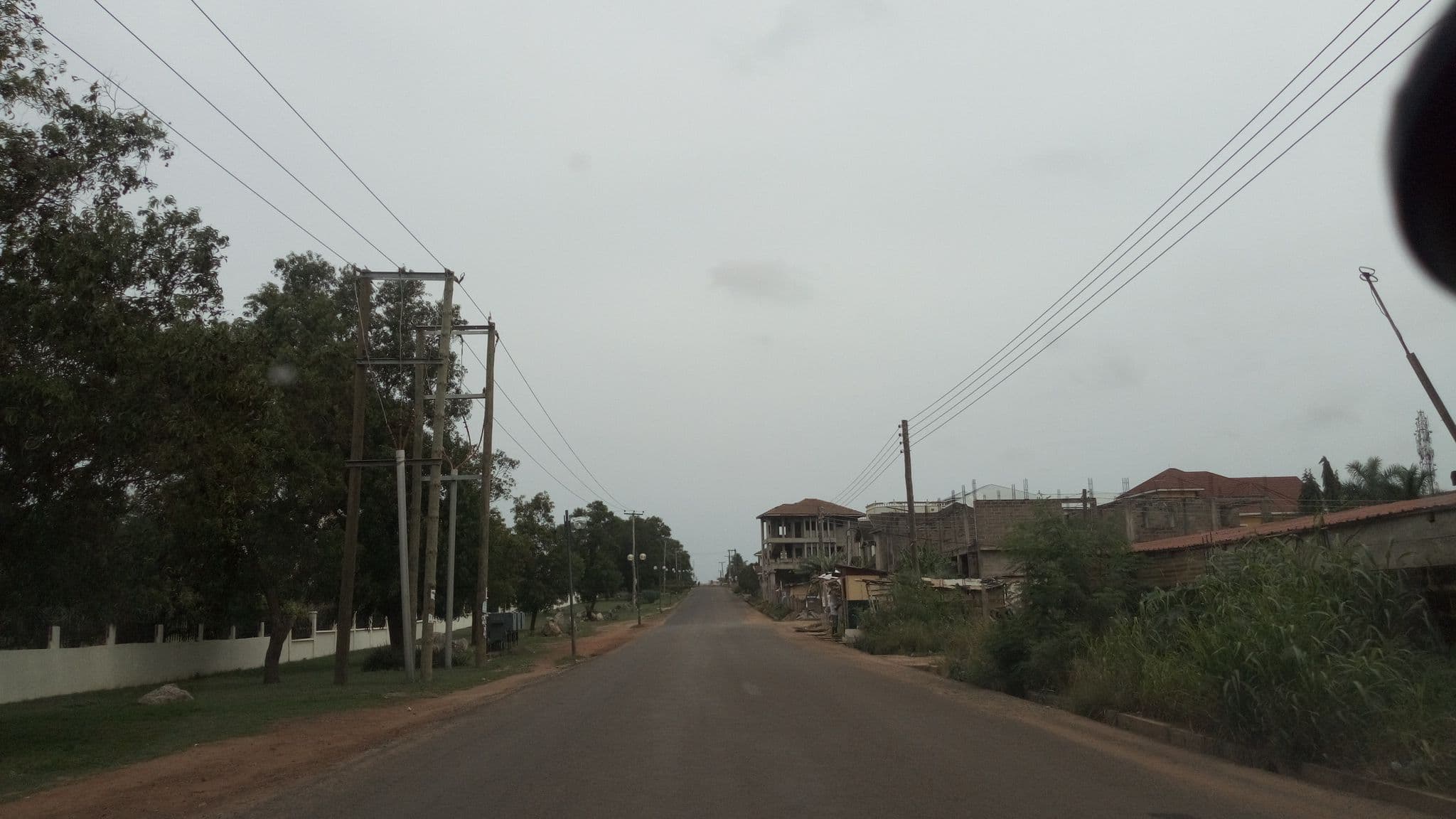 Street view near Evans Hotel, Medina Estates