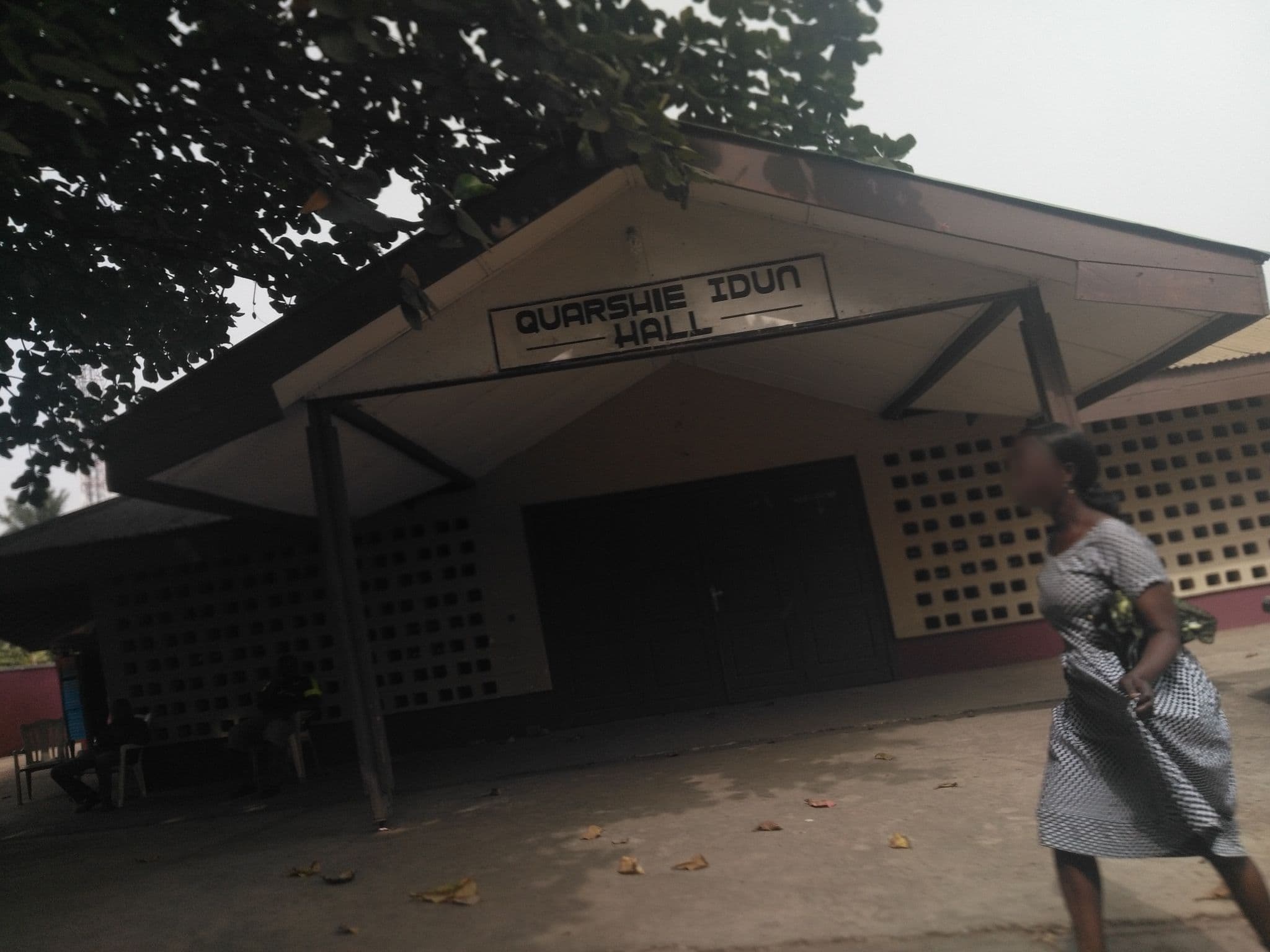 Street view near Ike's Cultural Village, Kumasi