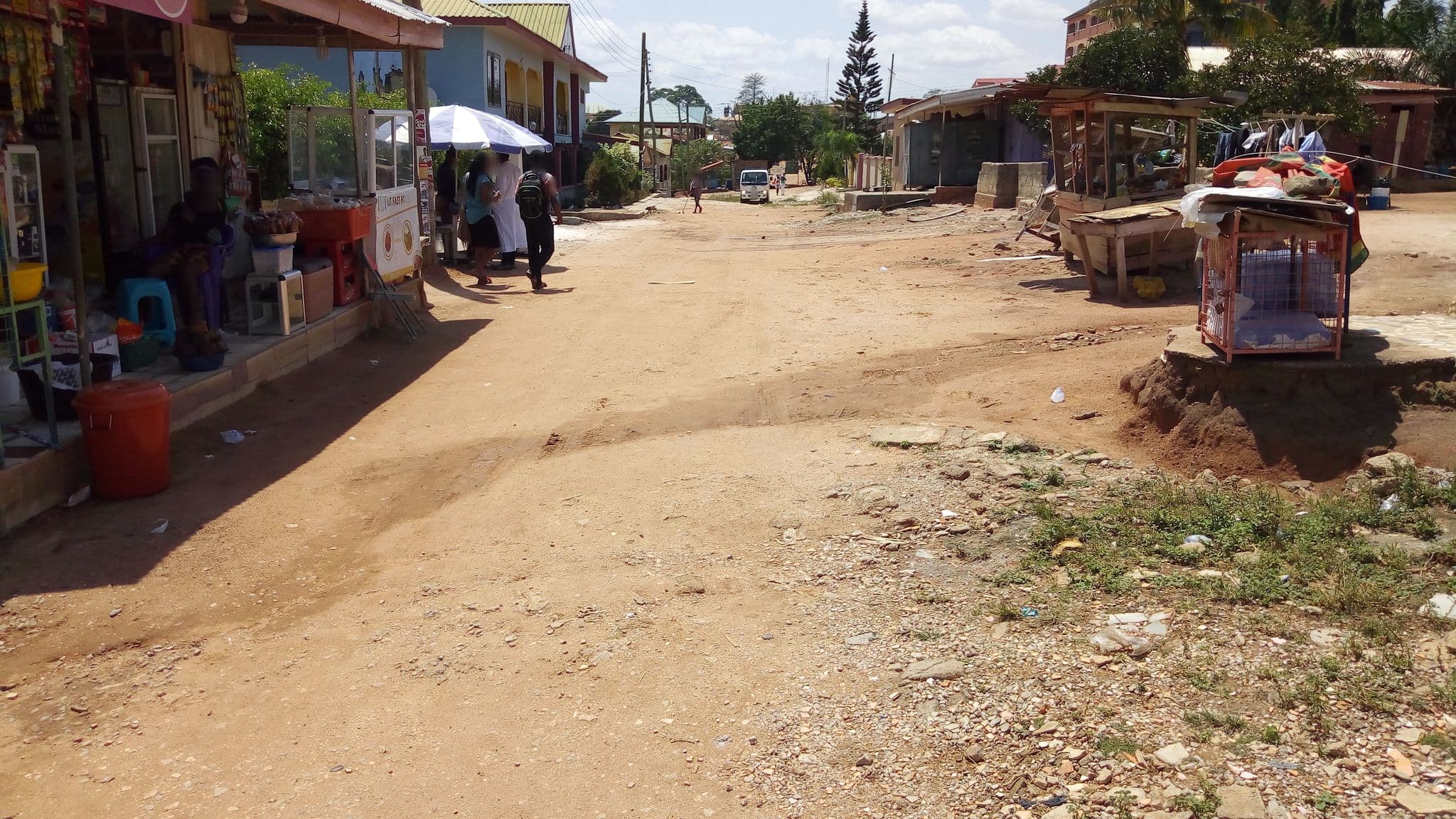 Street view near Paradise Hostel, Kumasi