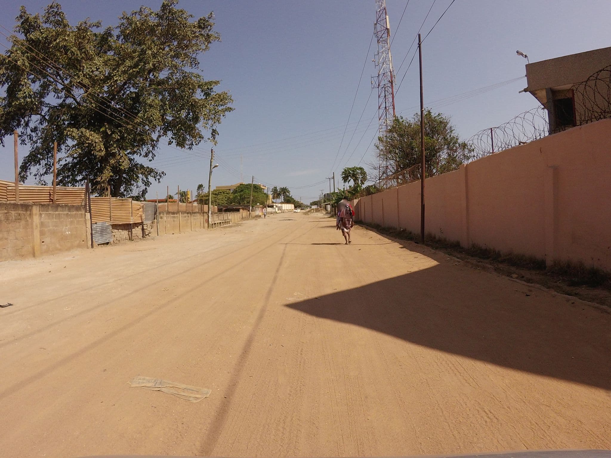 Street view near Tosway Hotel, Dome — © mawutor (CC BY-SA · Mapillary)