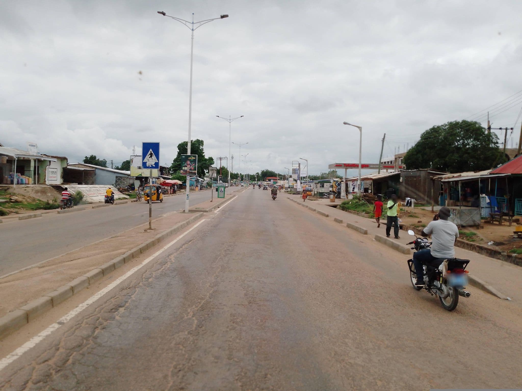 Street view near Royal Hotel, Bolgatanga — © cmenttor (CC BY-SA · Mapillary)