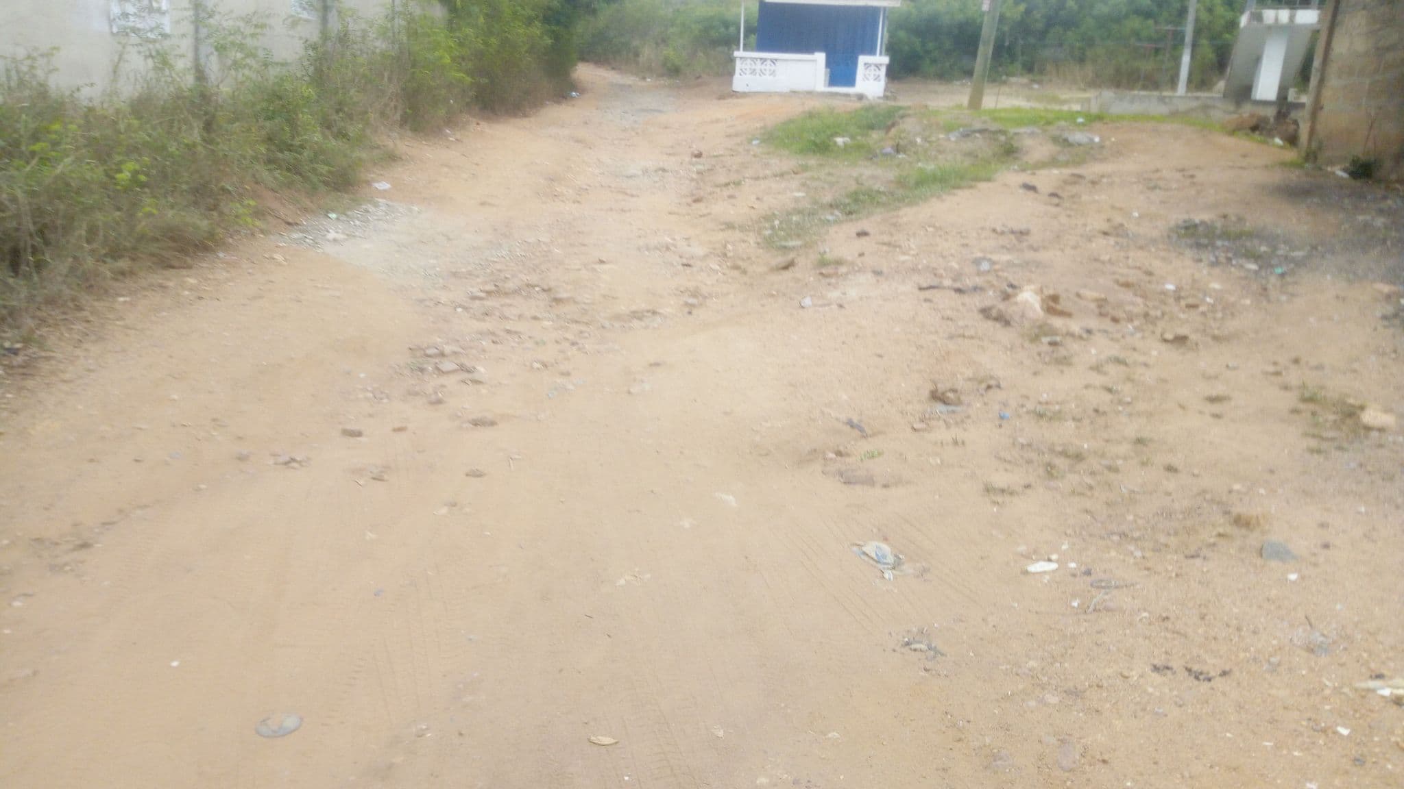 Street view near Kofqwat Hostel, Winneba — © hilkiah (CC BY-SA · Mapillary)