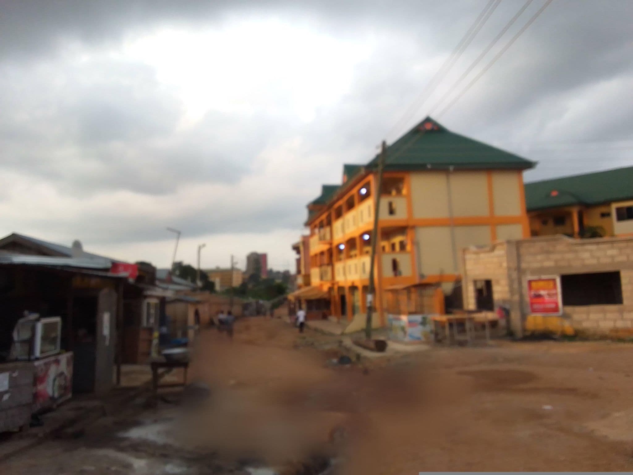 Street view near Besco Hostel, Kumasi