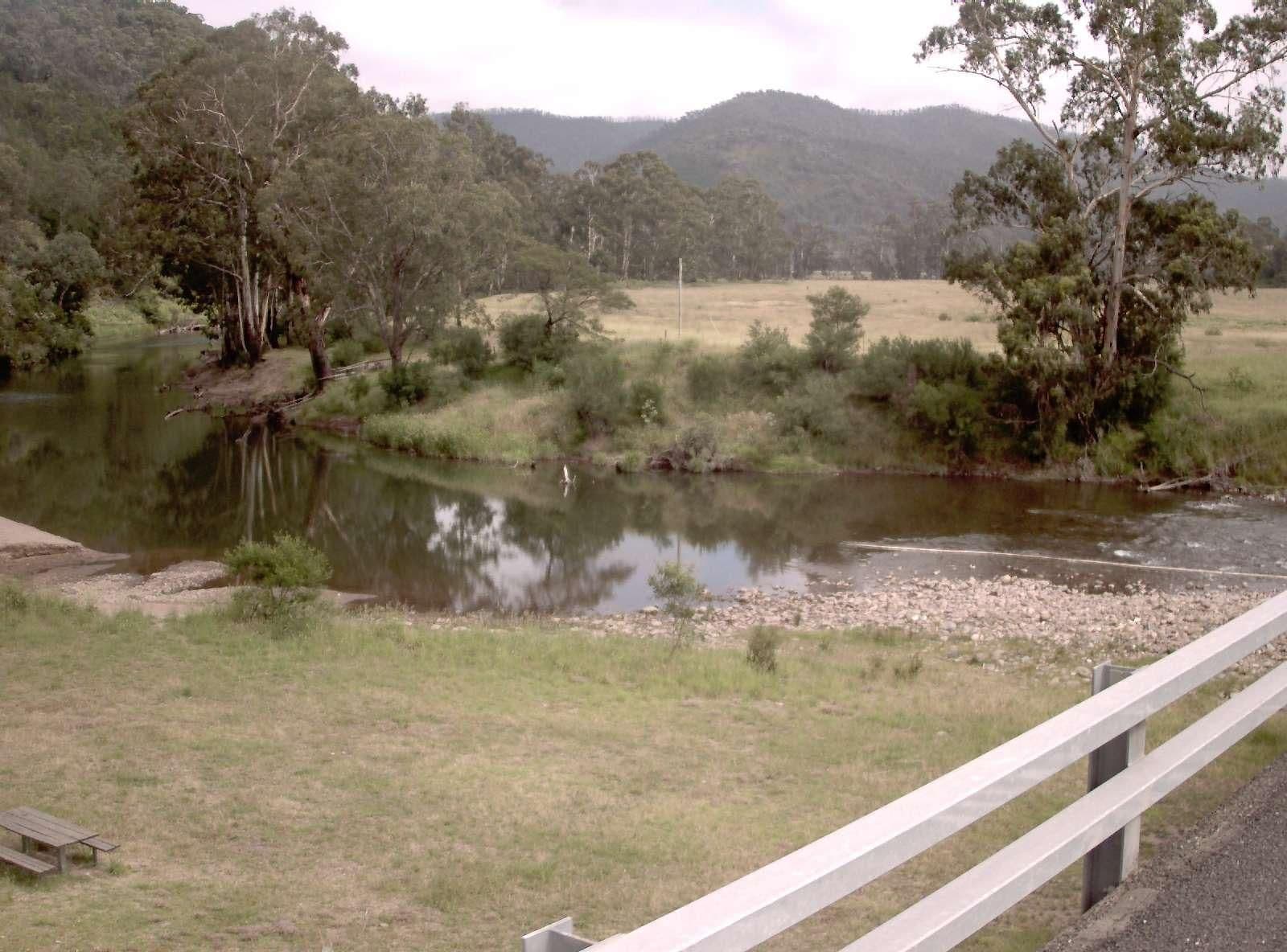 Street view near Macalister River Campingground, Heyfield — © vicroads (CC BY-SA · Mapillary)