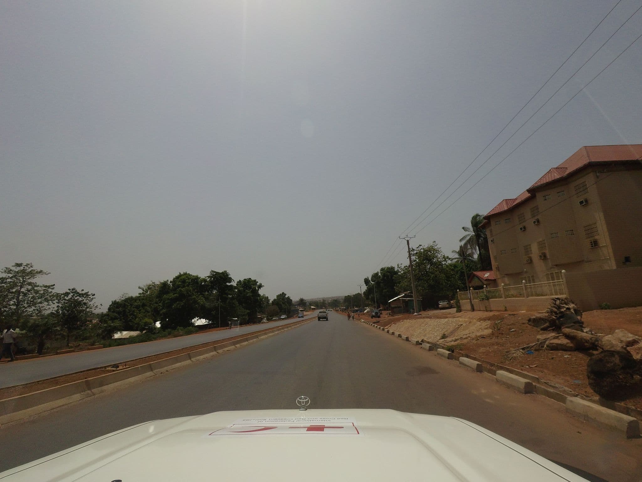 Street view near Hôtel BenBen, Manéah — © danbjoseph (CC BY-SA · Mapillary)