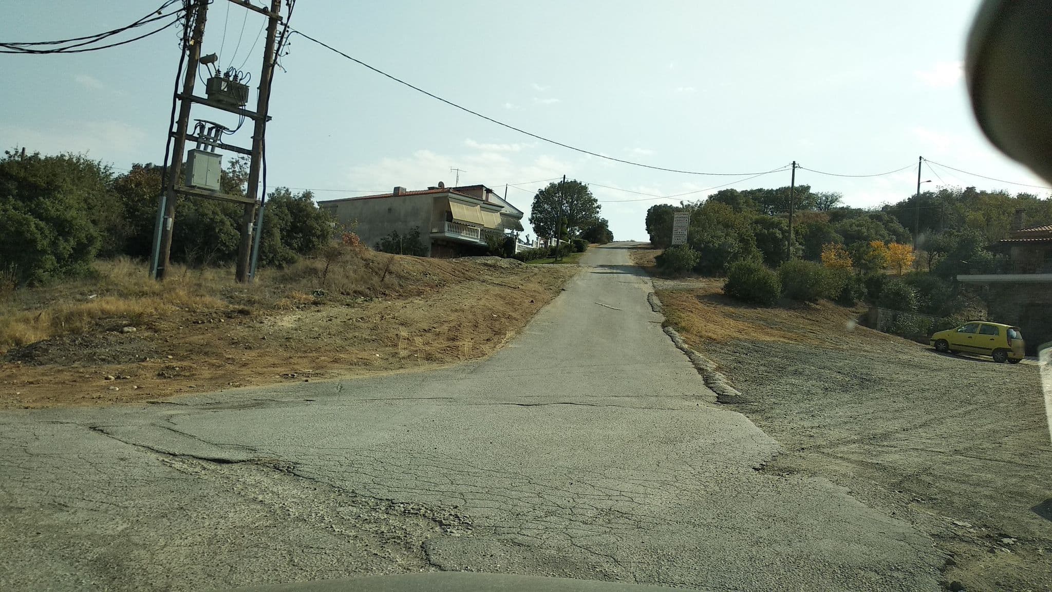 Street view near Dellas Boutique Hotel, Kastráki — © wazer (CC BY-SA · Mapillary)