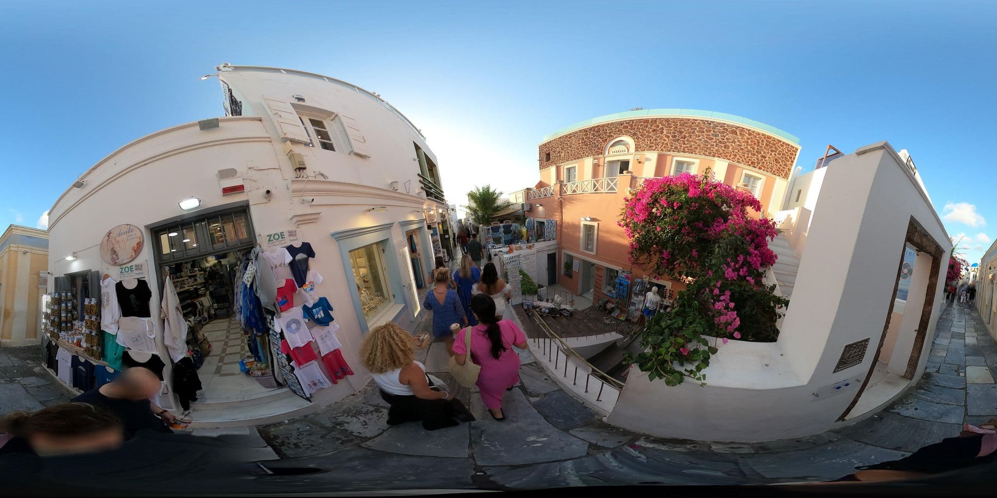 Street view near Best Western, Oía — © efikour (CC BY-SA · Mapillary)