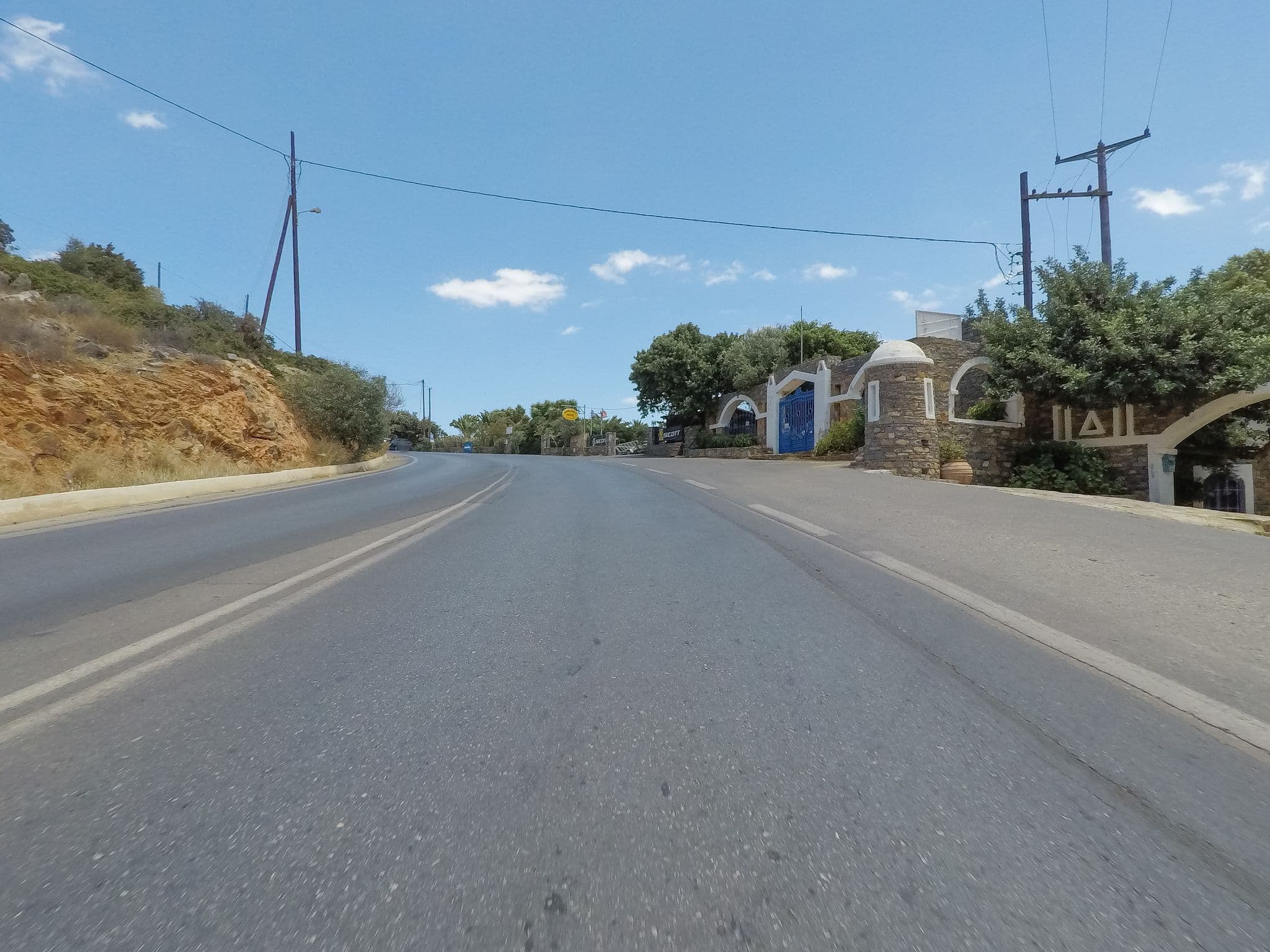 Street view near Hera Village, Schísma Eloúndas — © esario (CC BY-SA · Mapillary)