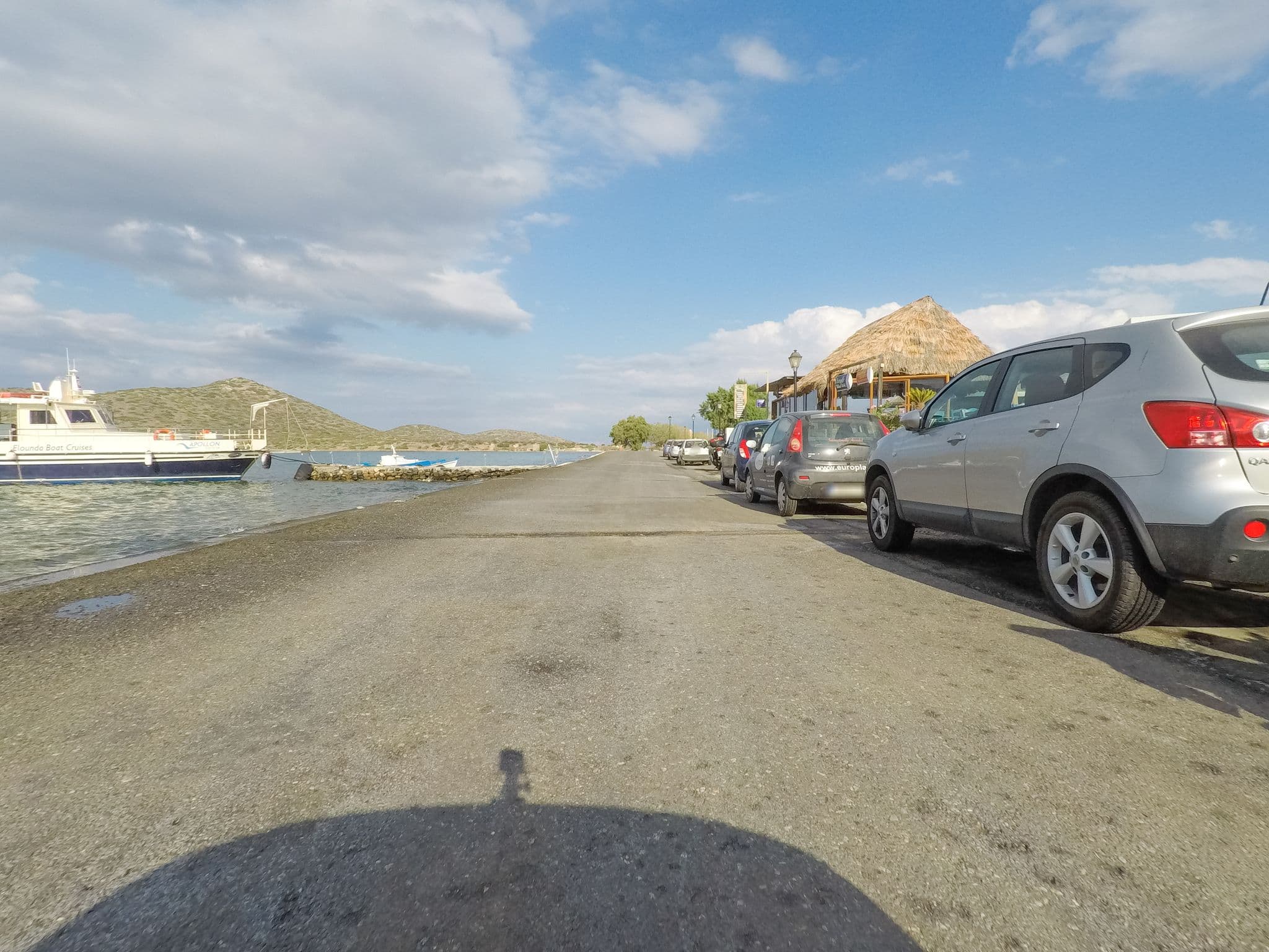 Street view near Hiona Apartments, Schísma Eloúndas — © esario (CC BY-SA · Mapillary)