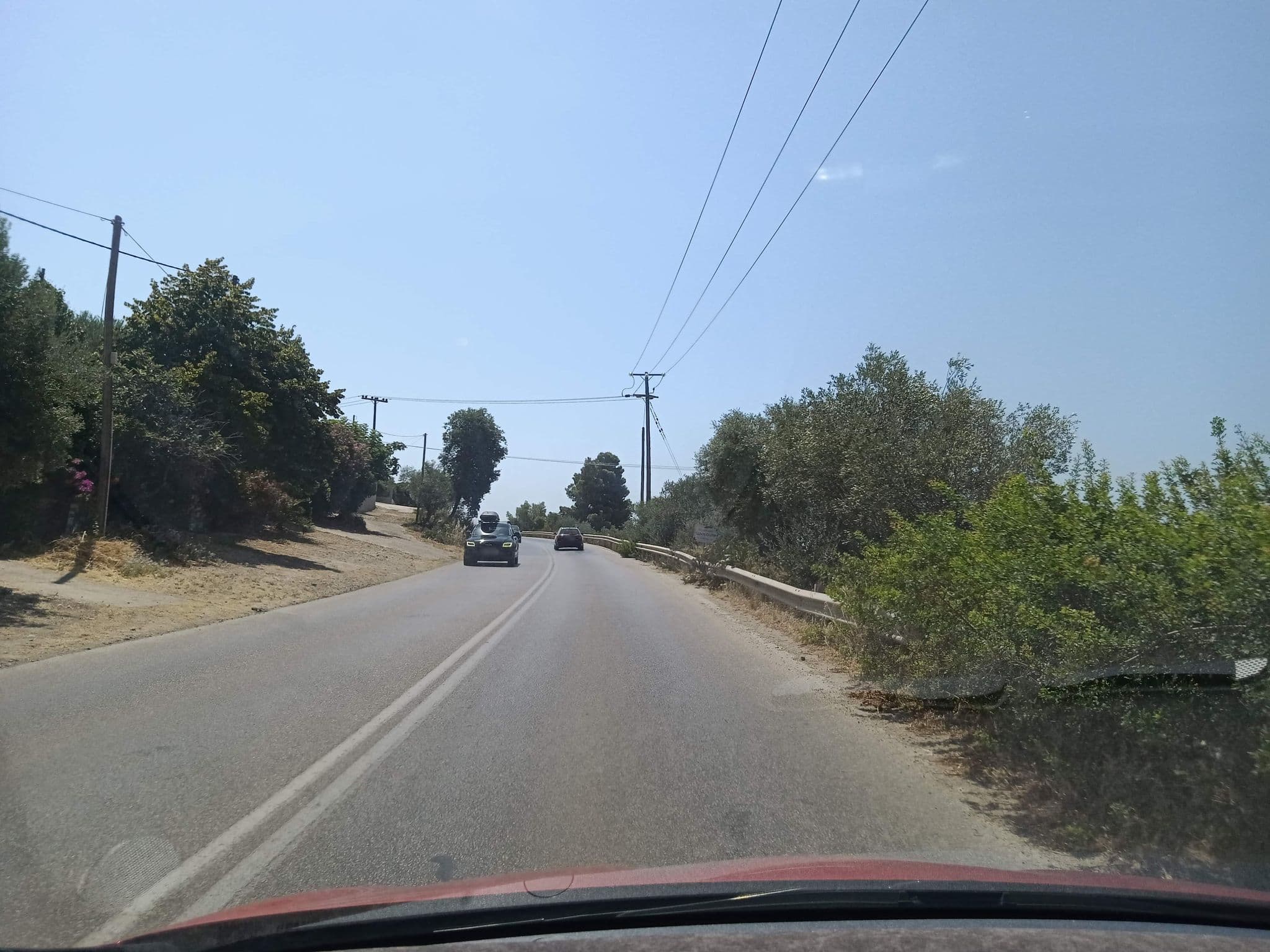 Street view near Glavas Inn Hotel & Resort, Ormýlia — © nglf (CC BY-SA · Mapillary)