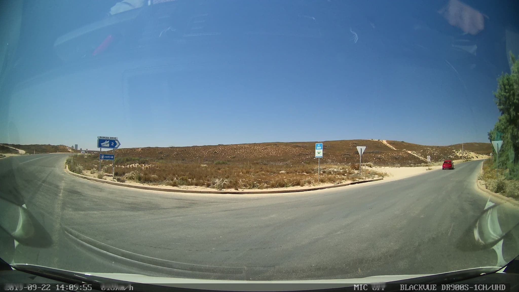 Street view near Ningaloo Club, Exmouth — © bob3bob3 (CC BY-SA · Mapillary)