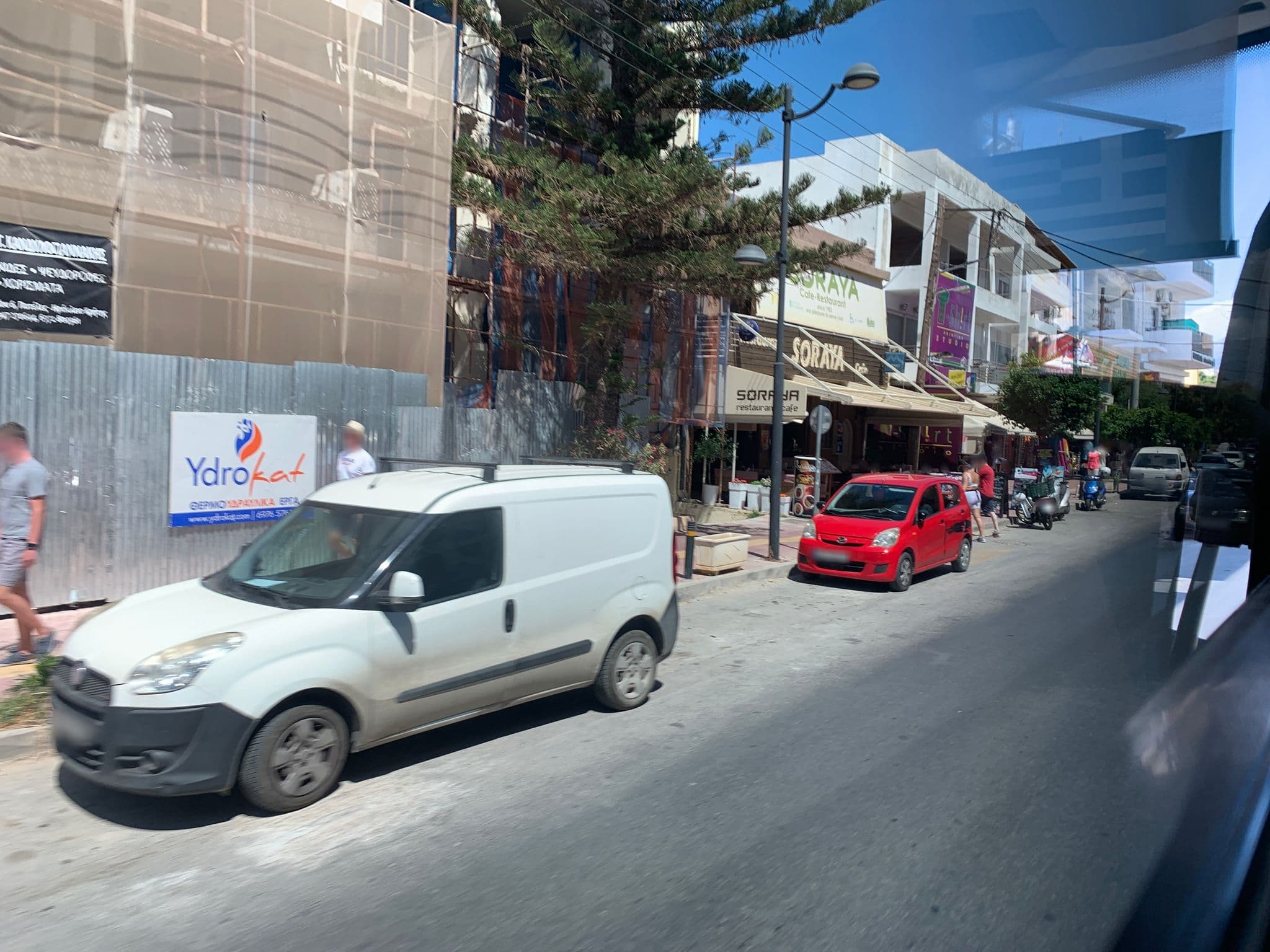 Street view near Sergios, Limín Khersonísou — © chicc0 (CC BY-SA · Mapillary)