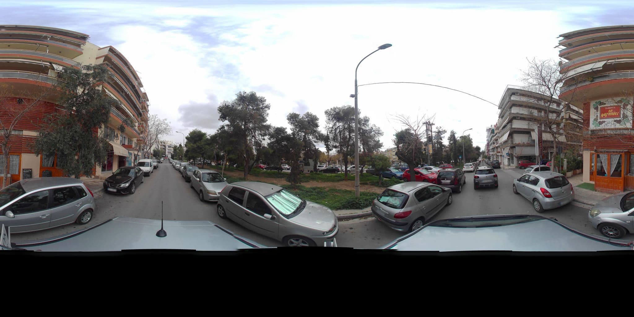 Street view near Athens Atrium, Néa Smýrni — © zaf3kala (CC BY-SA · Mapillary)