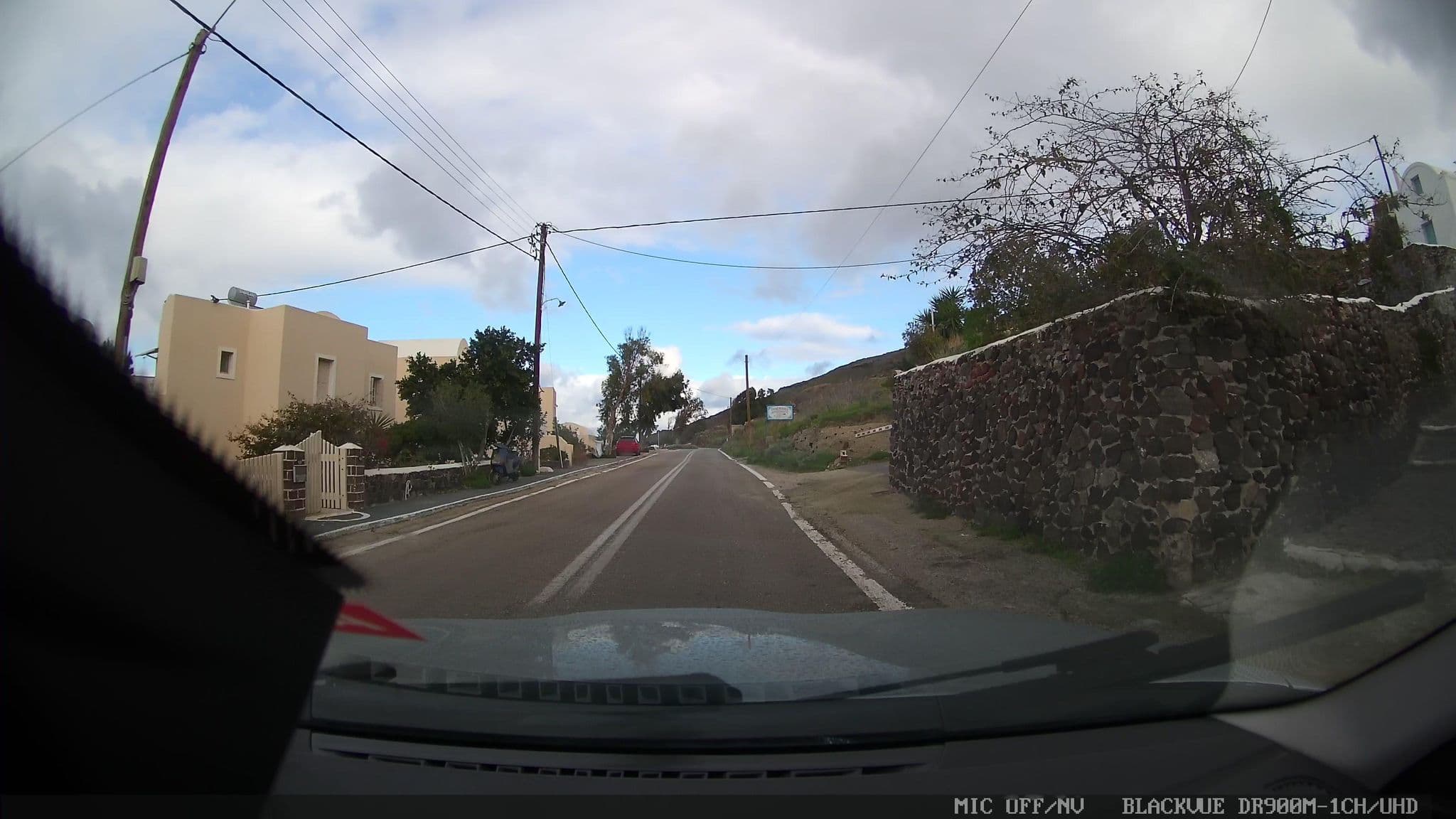 Street view near Kiklamino Studios & Apartments, Oía — © jthnz (CC BY-SA · Mapillary)
